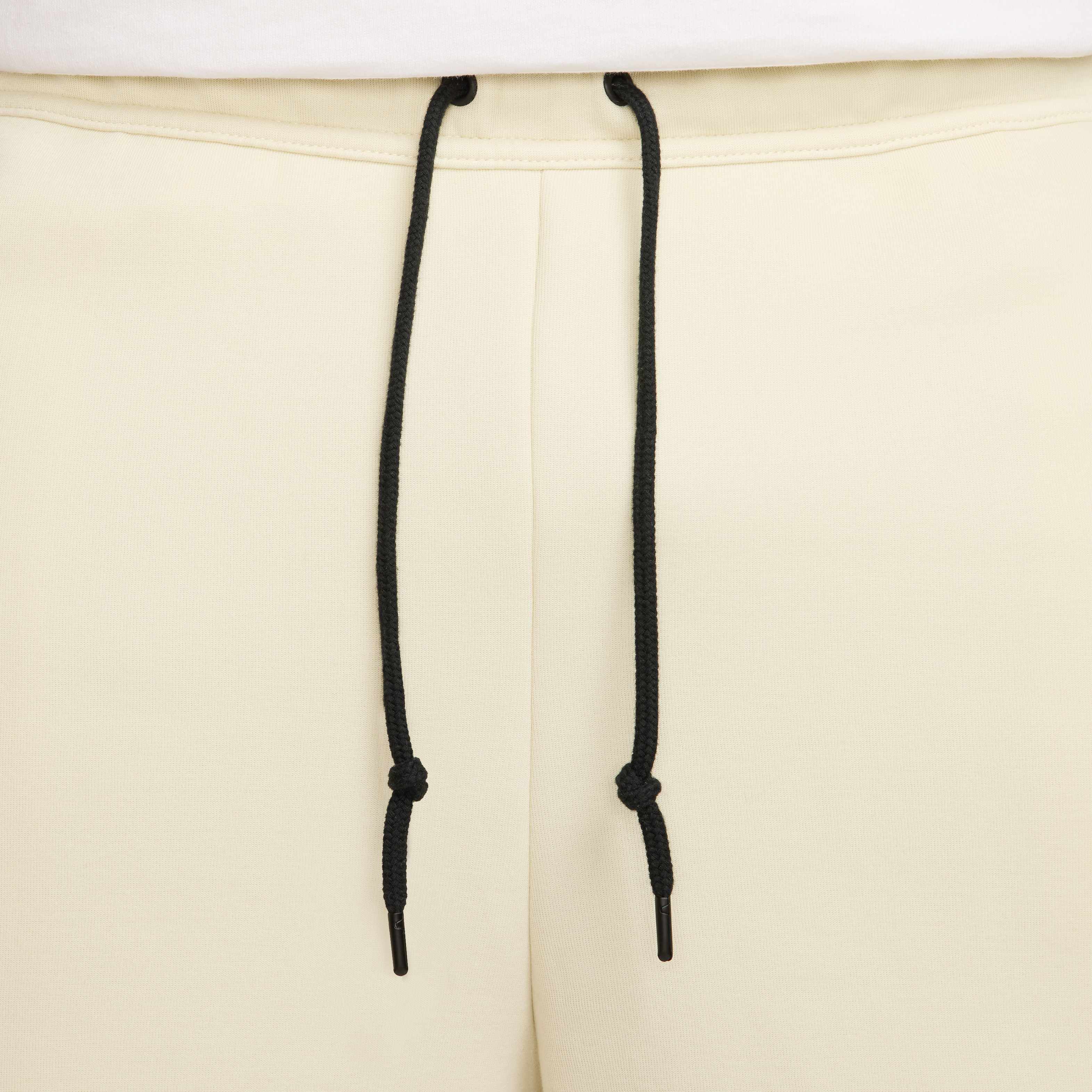 Nike Sportswear Tech Fleece image number 11