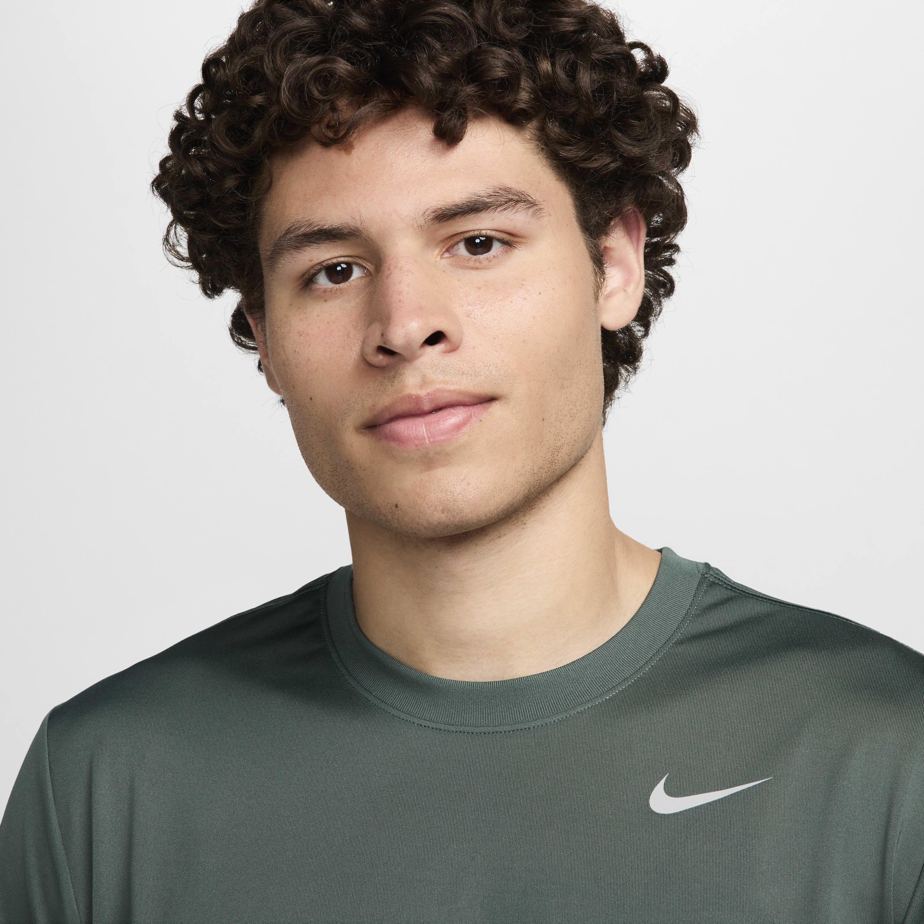 Nike Dri-FIT Legend image number 2