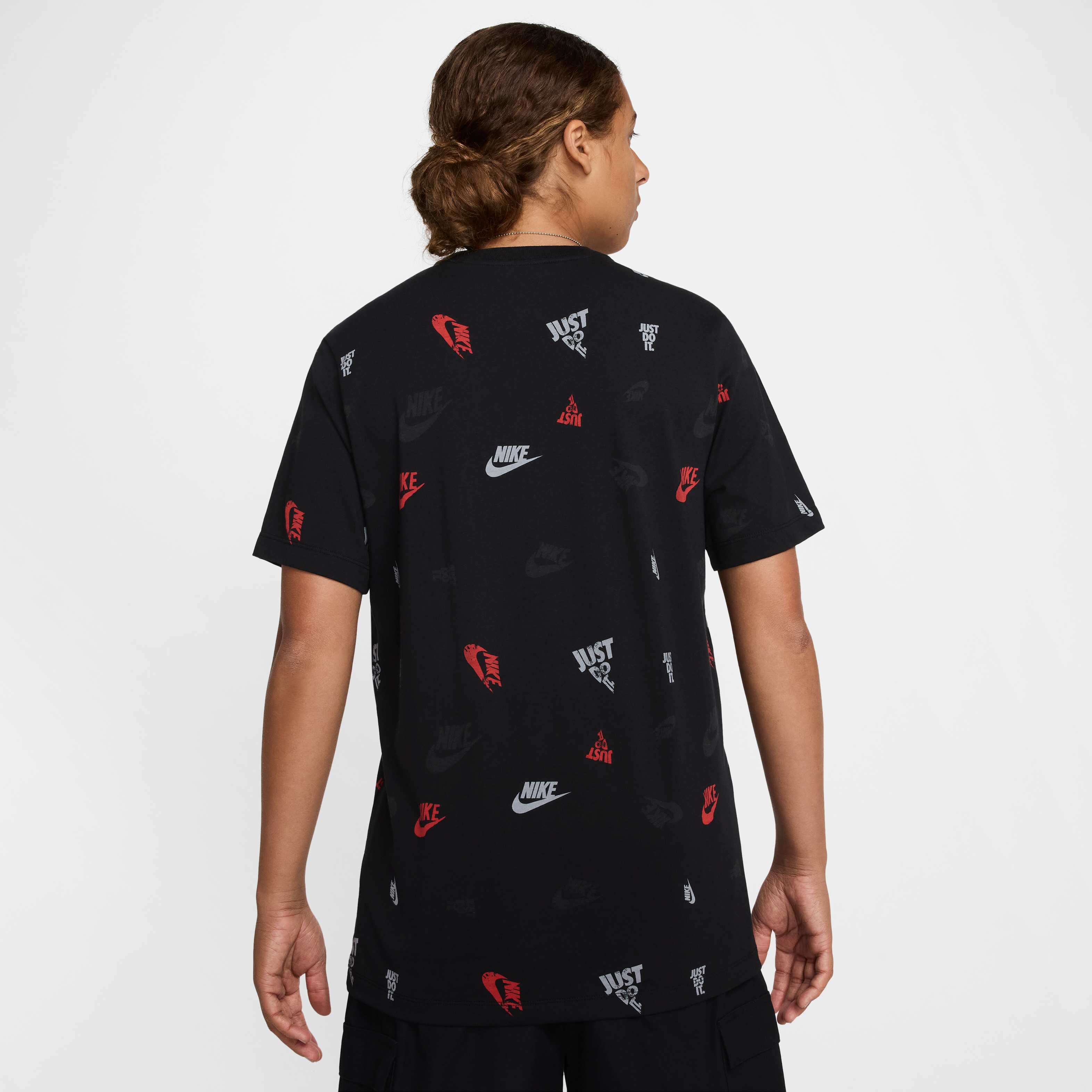 Nike Sportswear image number 1