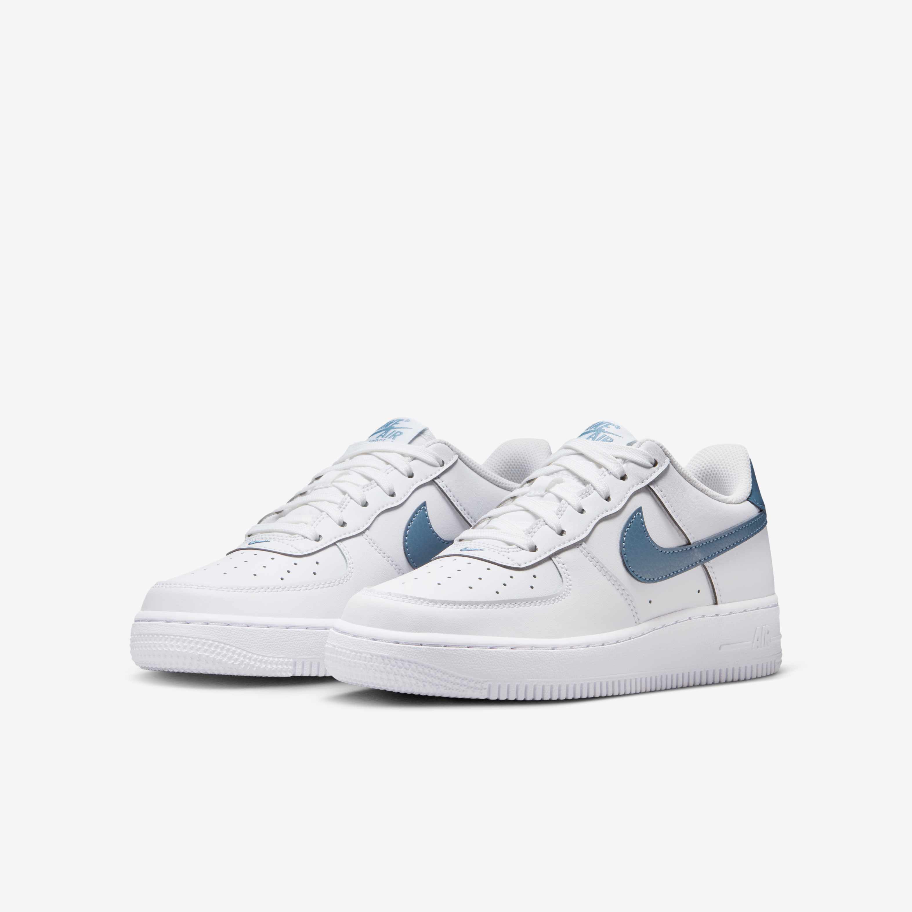 Nike Air Force 1 image number 4