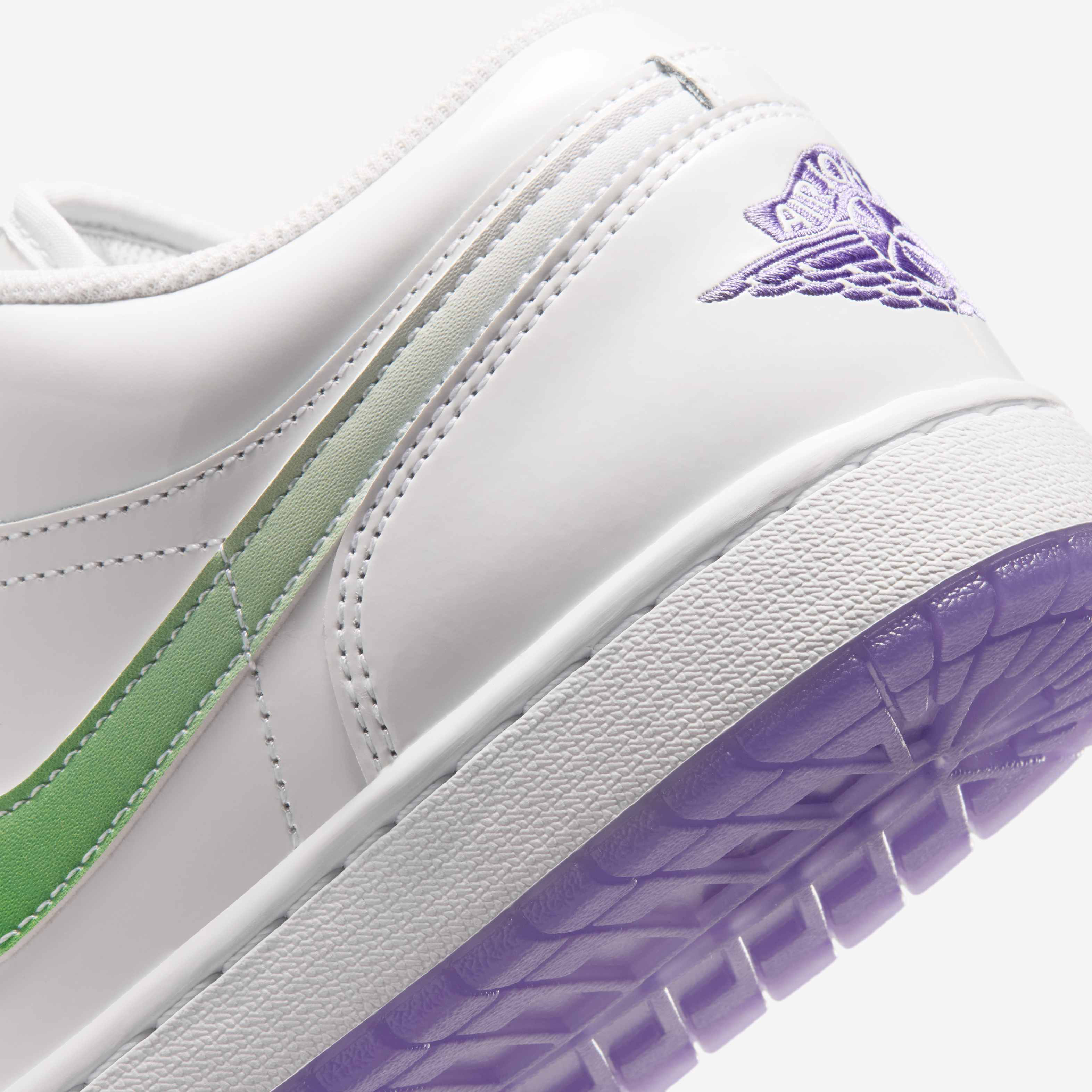 Air Jordan 1 Low SE Quai 54 image number 7