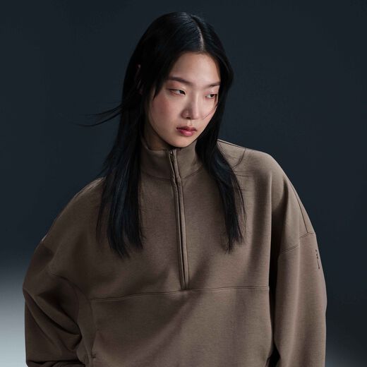 So Win Collection-Nike, Nike 24.7 ImpossiblySoft, Women's Dri-FIT Oversized 1/2-Zip Top