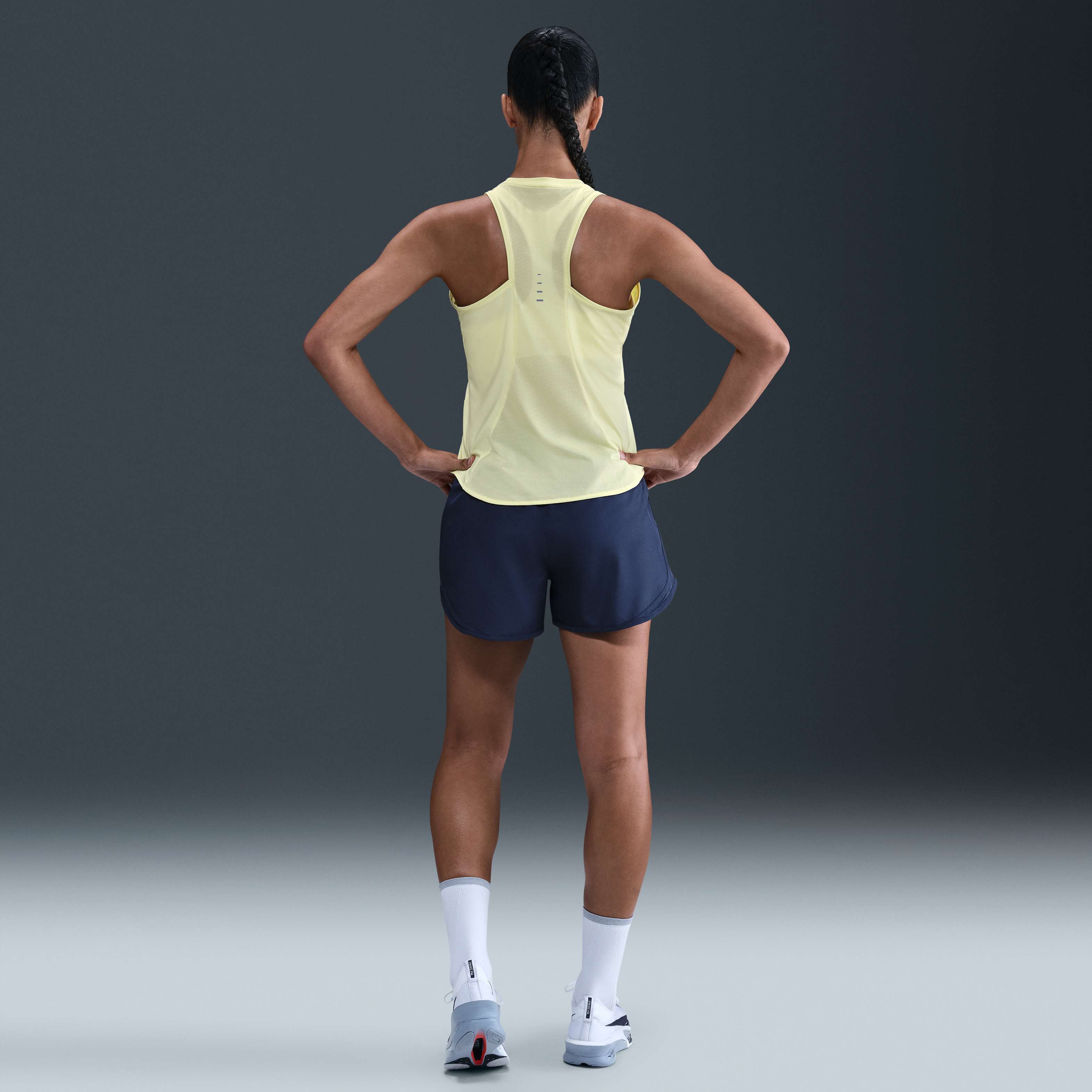 Nike Tempo image number 3