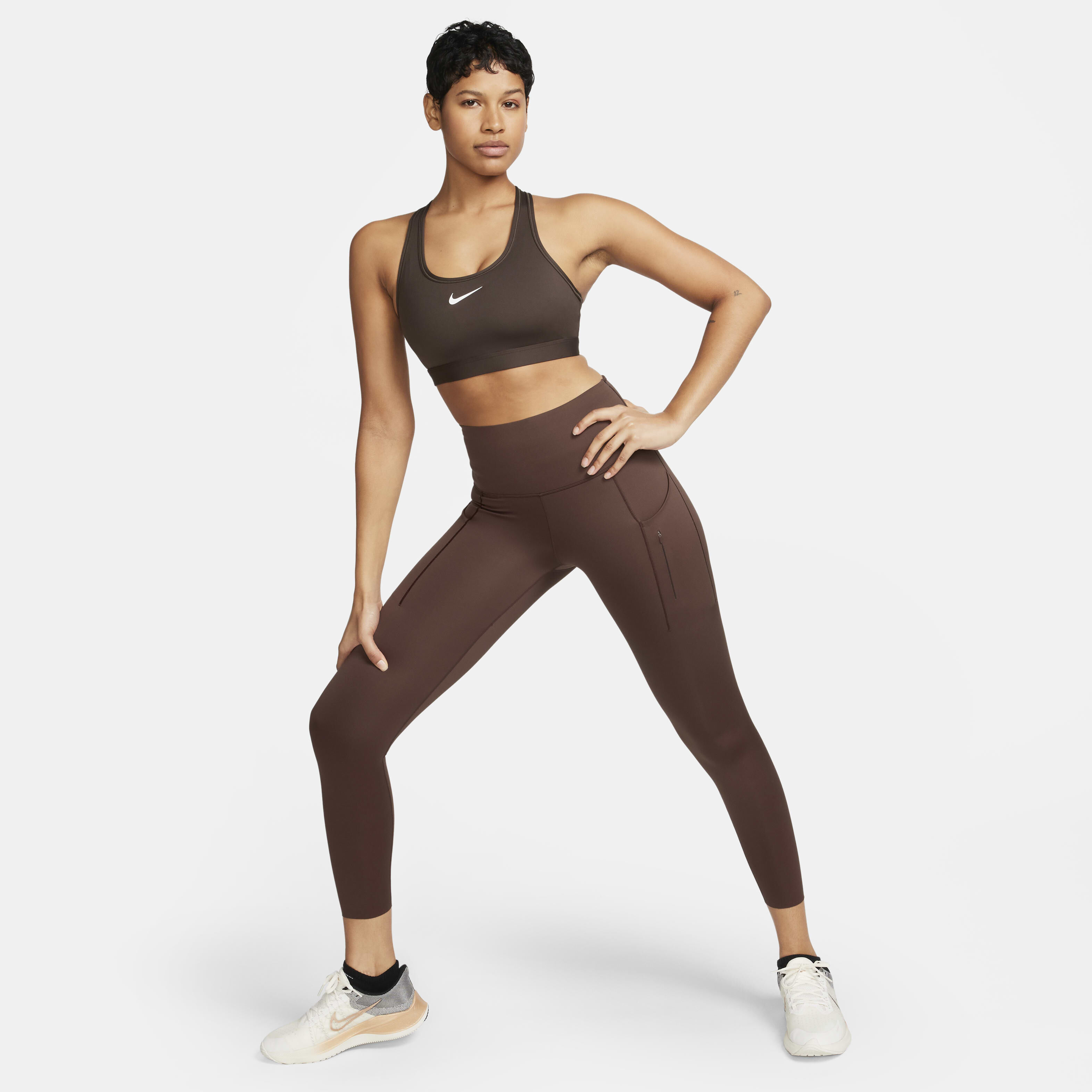 نايكي سووش بدعم متوسط image number 6