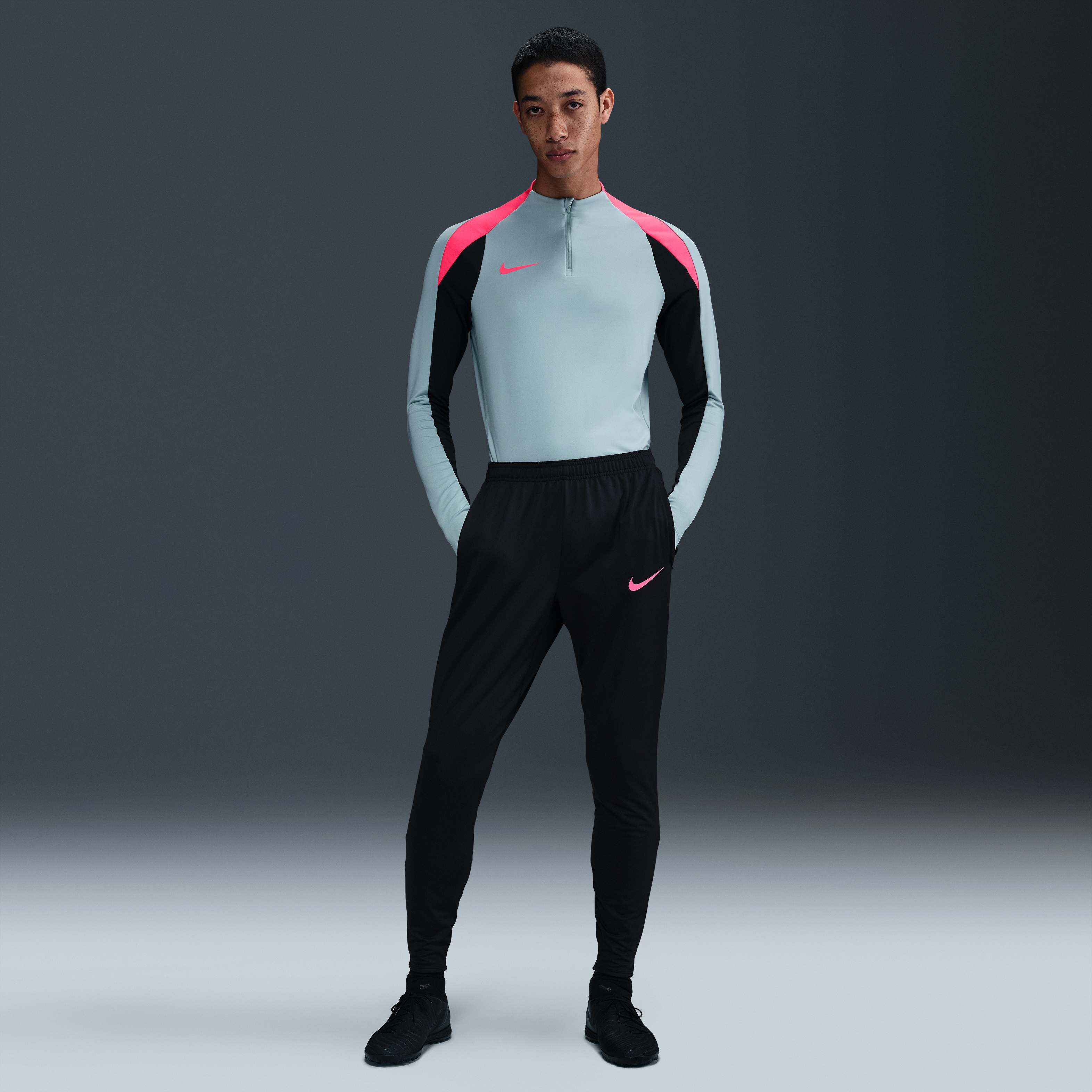 نايكي سترايك image number 3