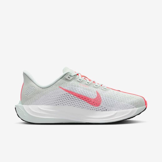 Nike Pegasus Plus