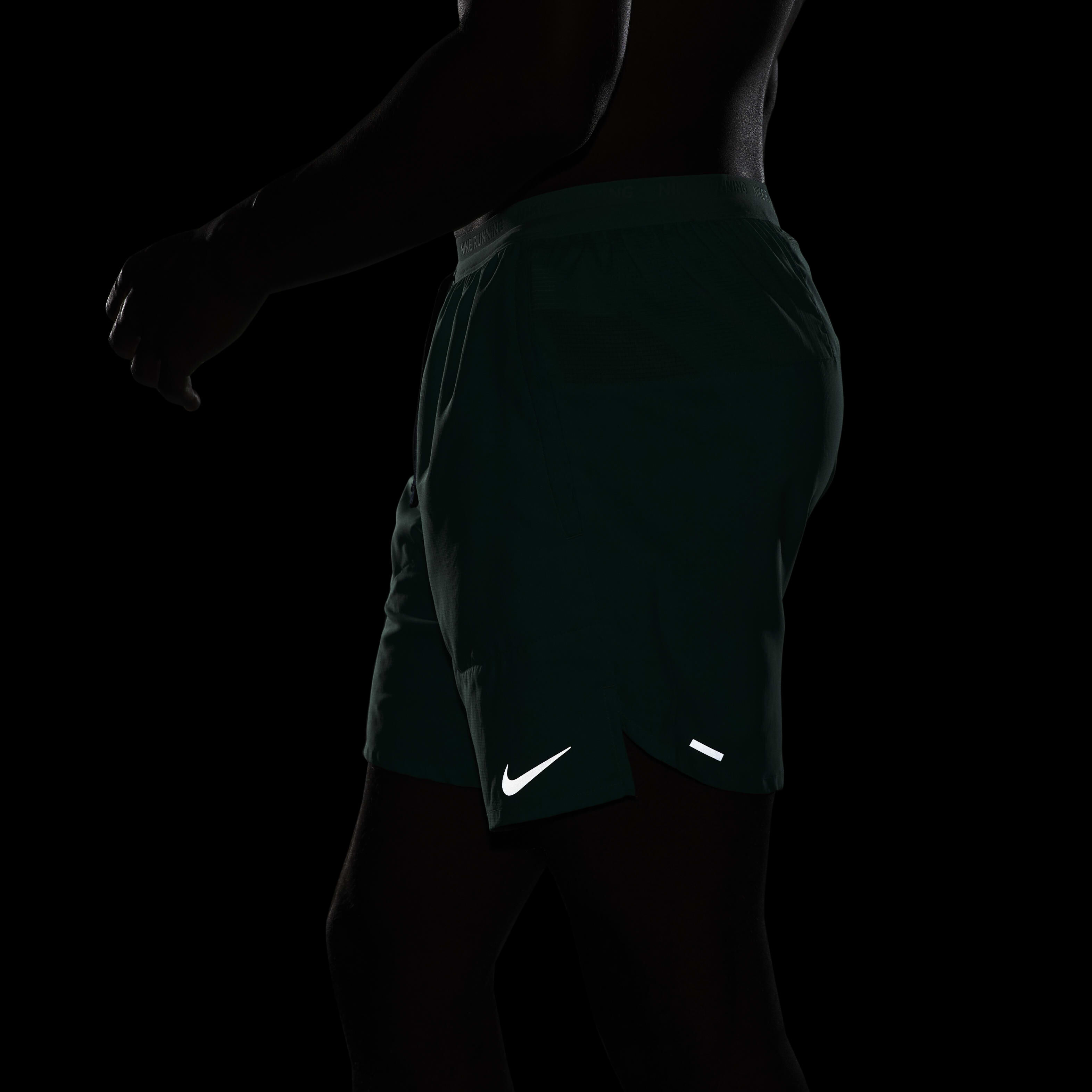 Nike Stride image number 7