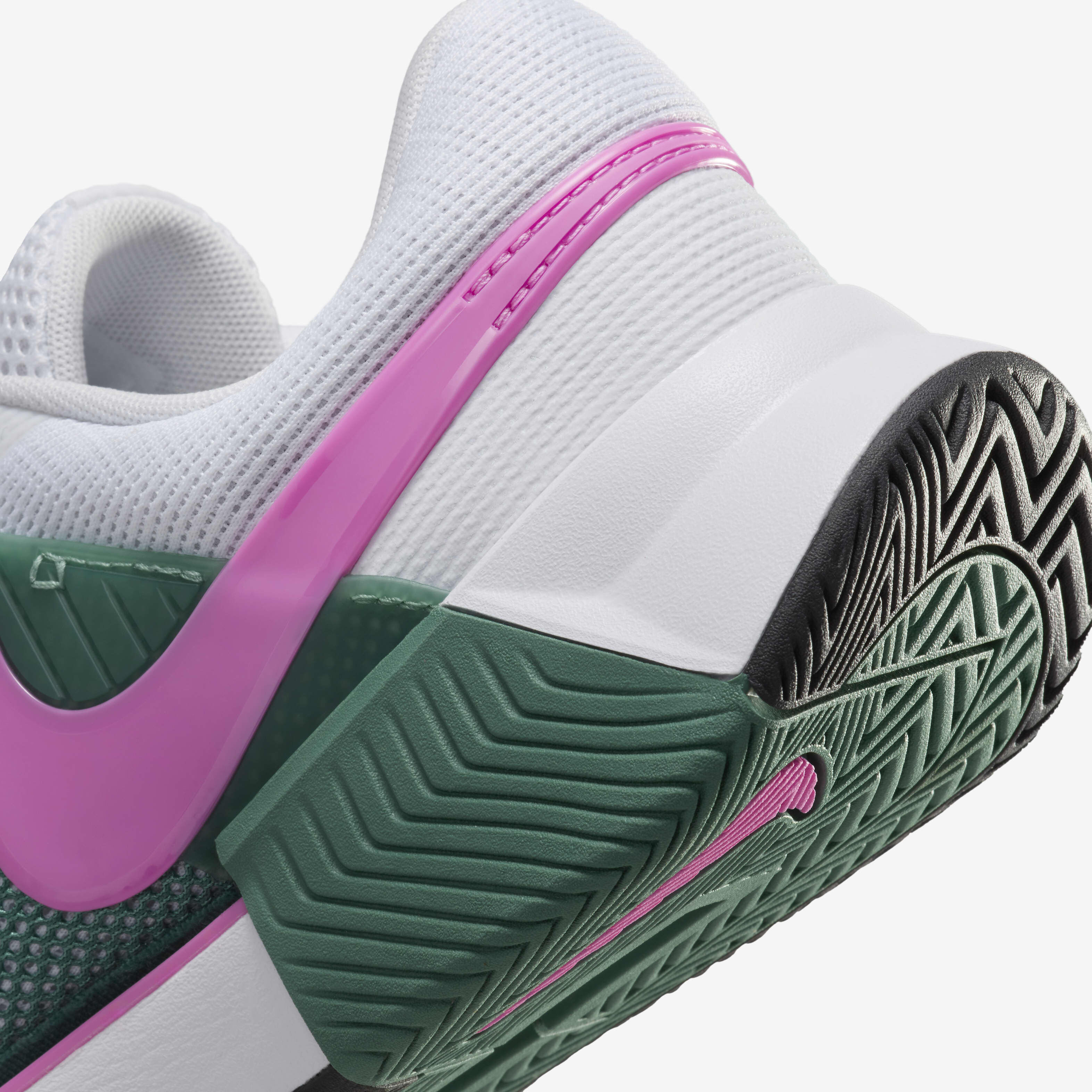 نايكي زووم GP تشالنج 1 image number 7