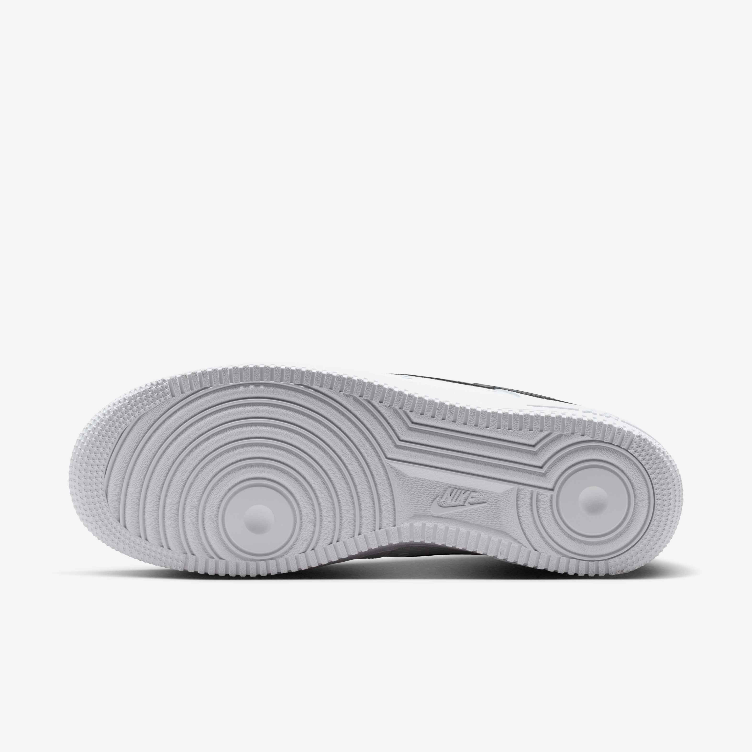 Nike Air Force 1 '07 LV8 image number 1
