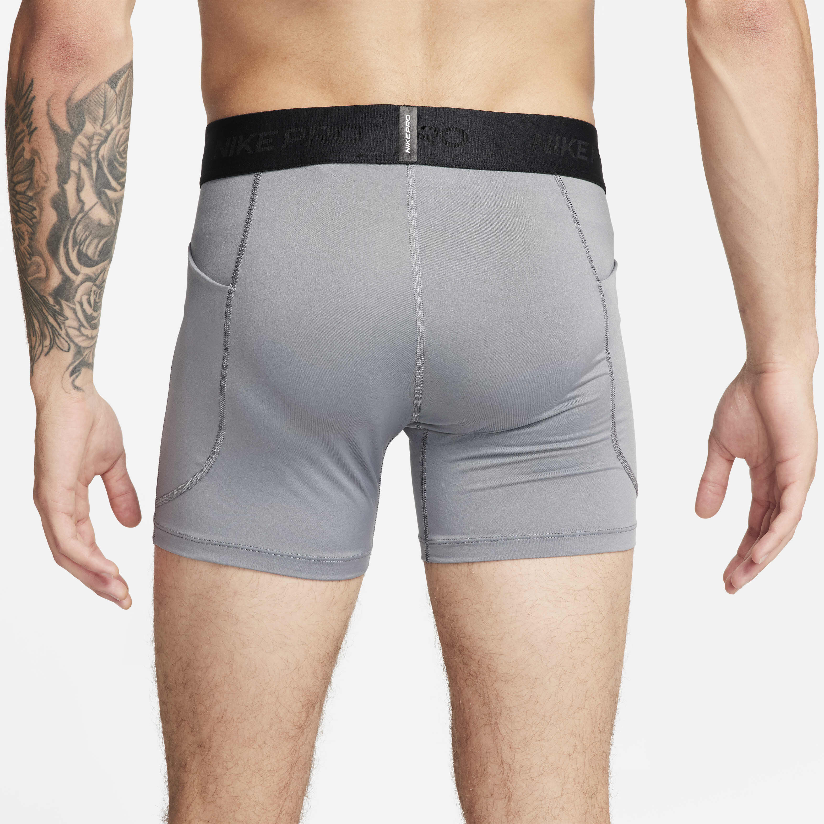 نايكي برو image number 2