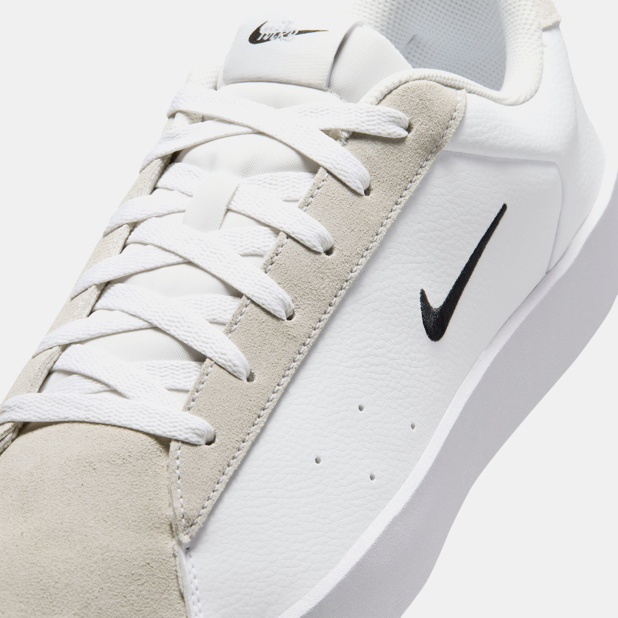 Nike Court Heritage image number 9