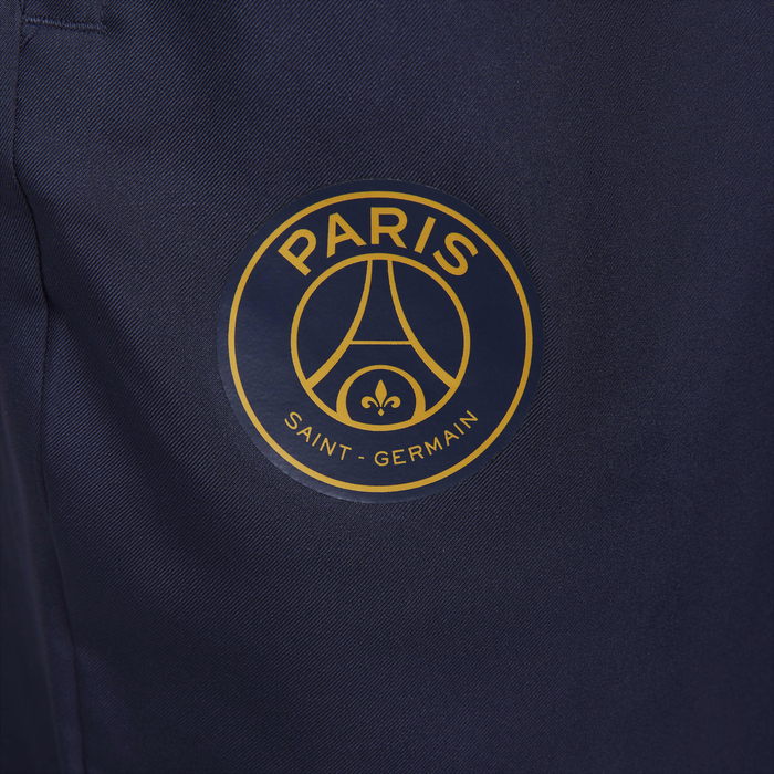 Paris Saint-Germain Strike image number 8 Paris Saint-Germain Strike image number 8