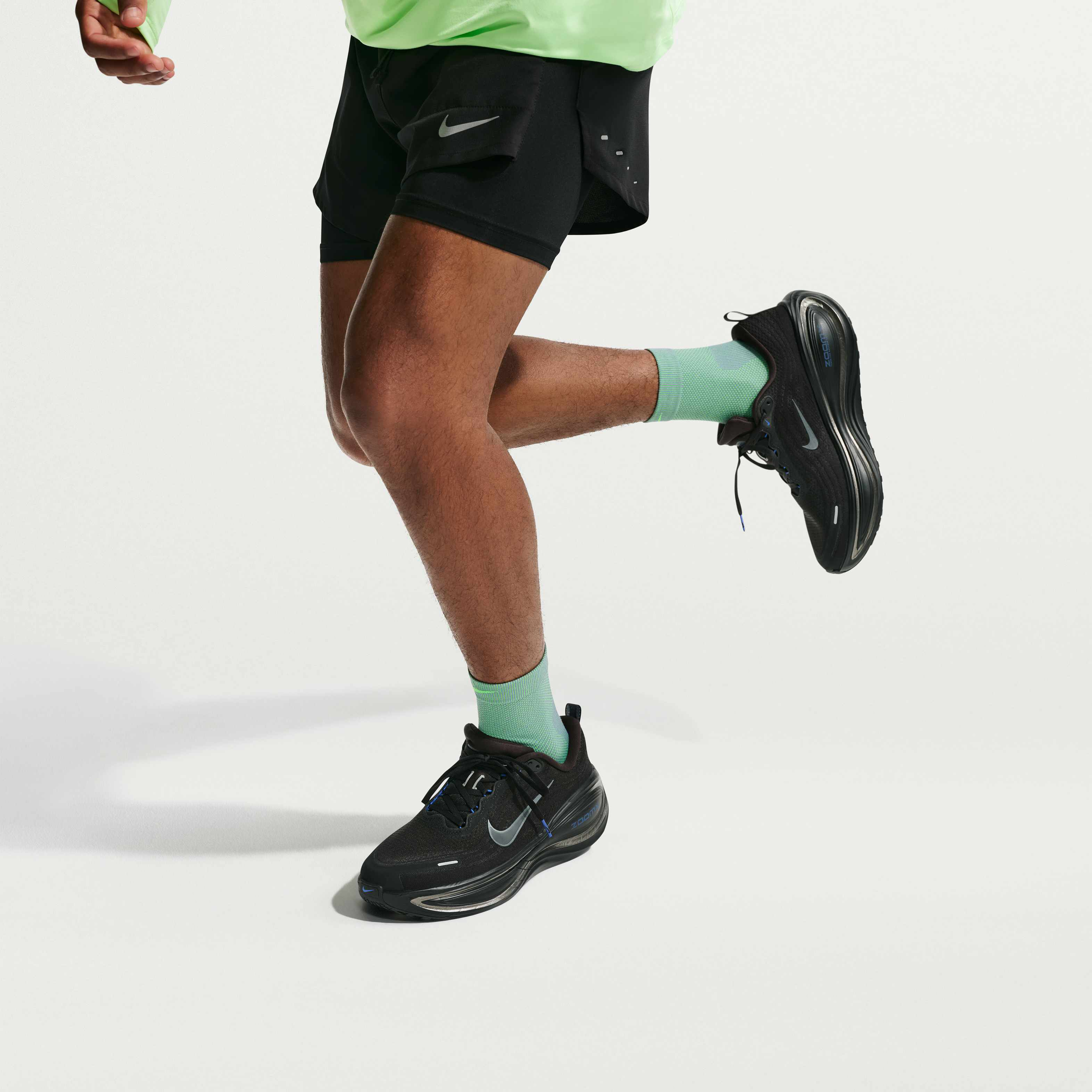 Nike Run Lightweight image number 3