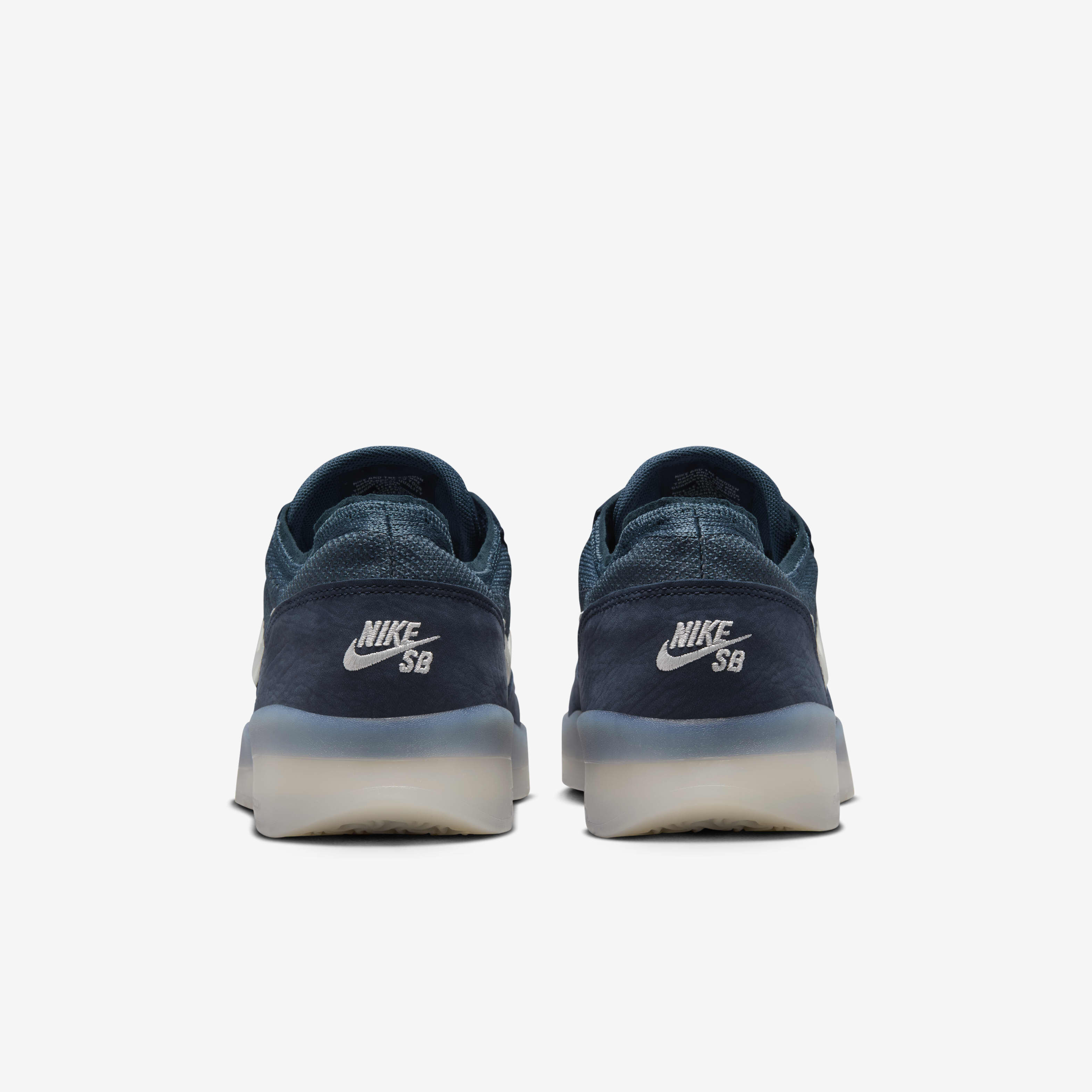 Navy blue nike skate shoes sale