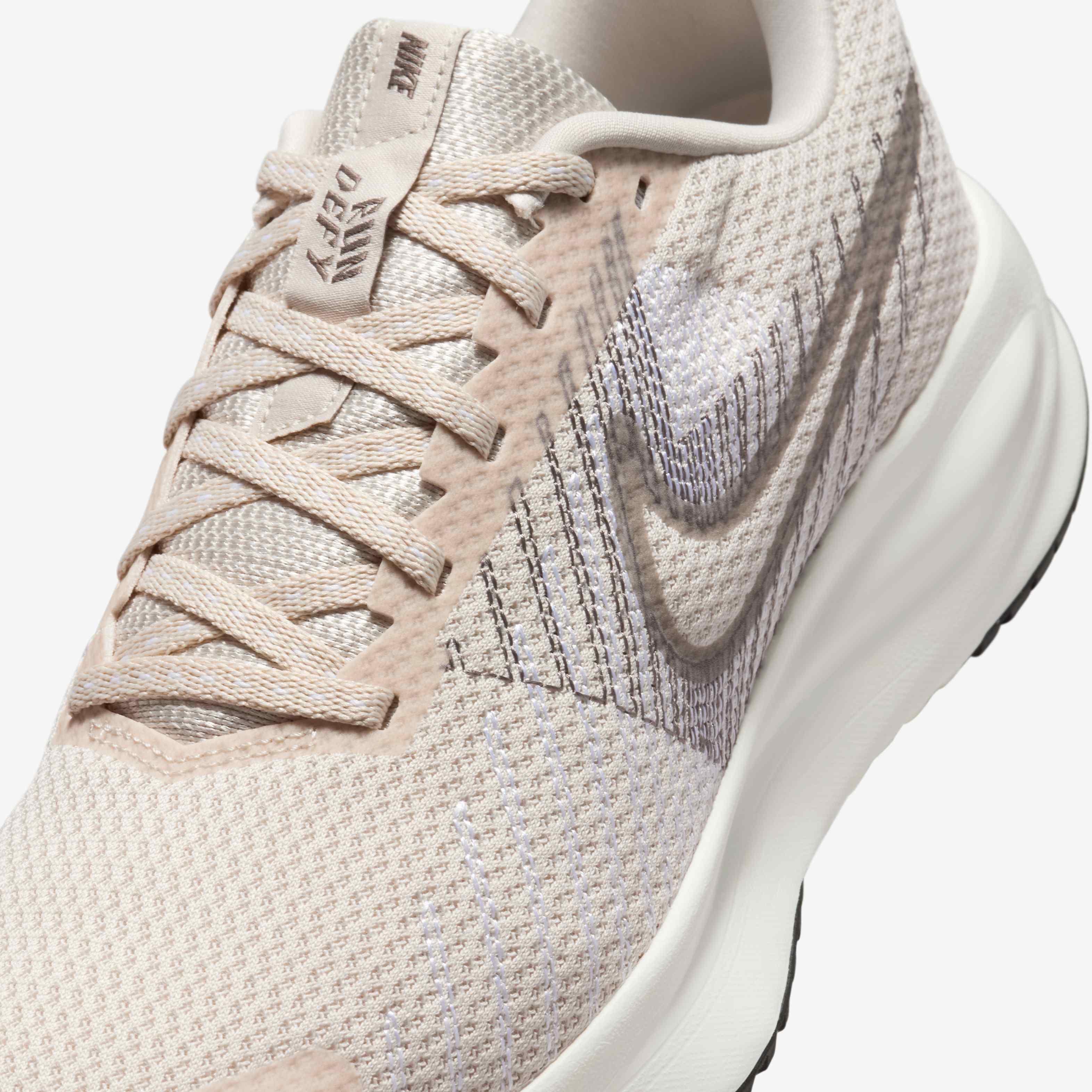 Nike Run Defy image number 6