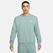Nike Sportswear Club