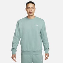 Nike Sportswear Club