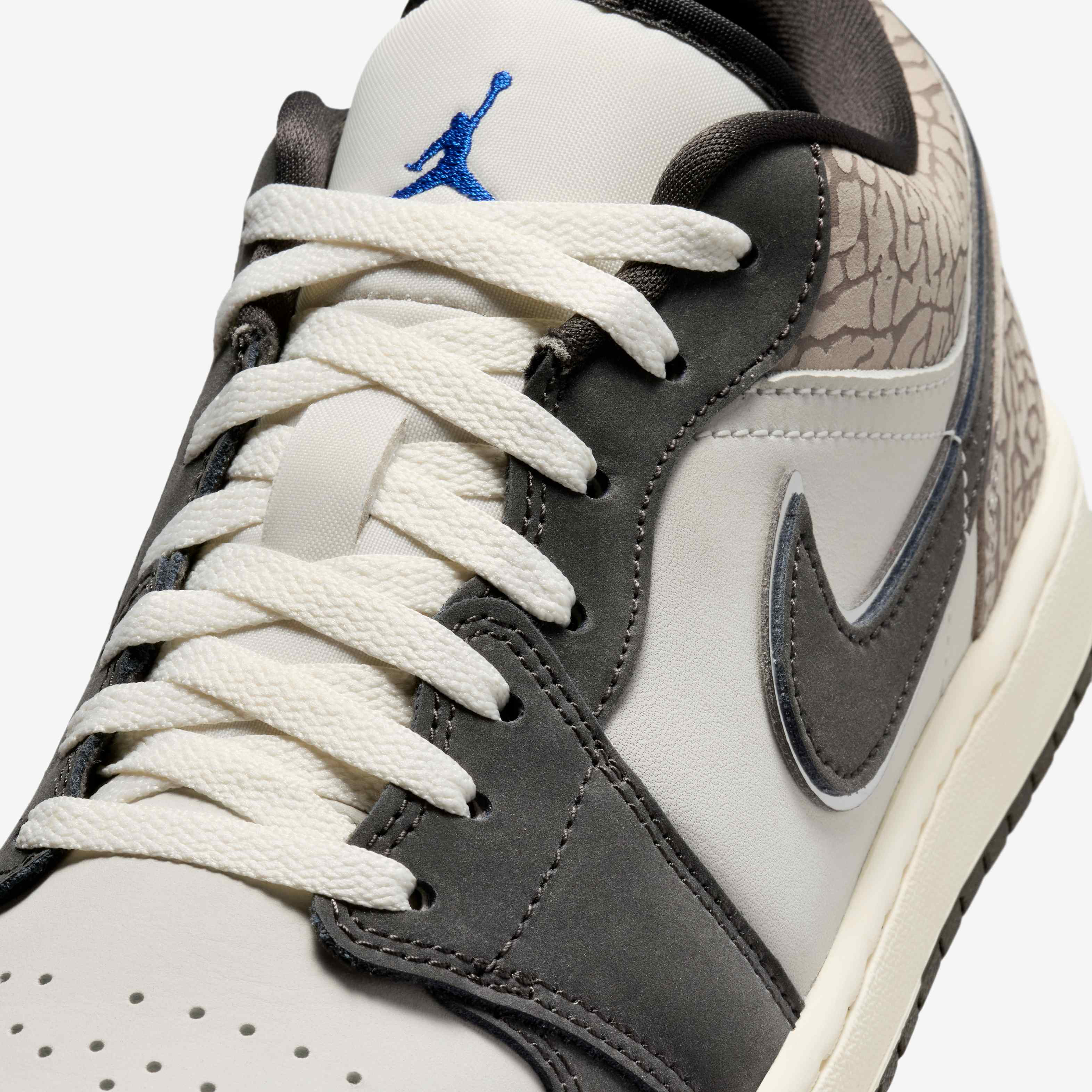 Air Jordan 1 Low SE image number 6