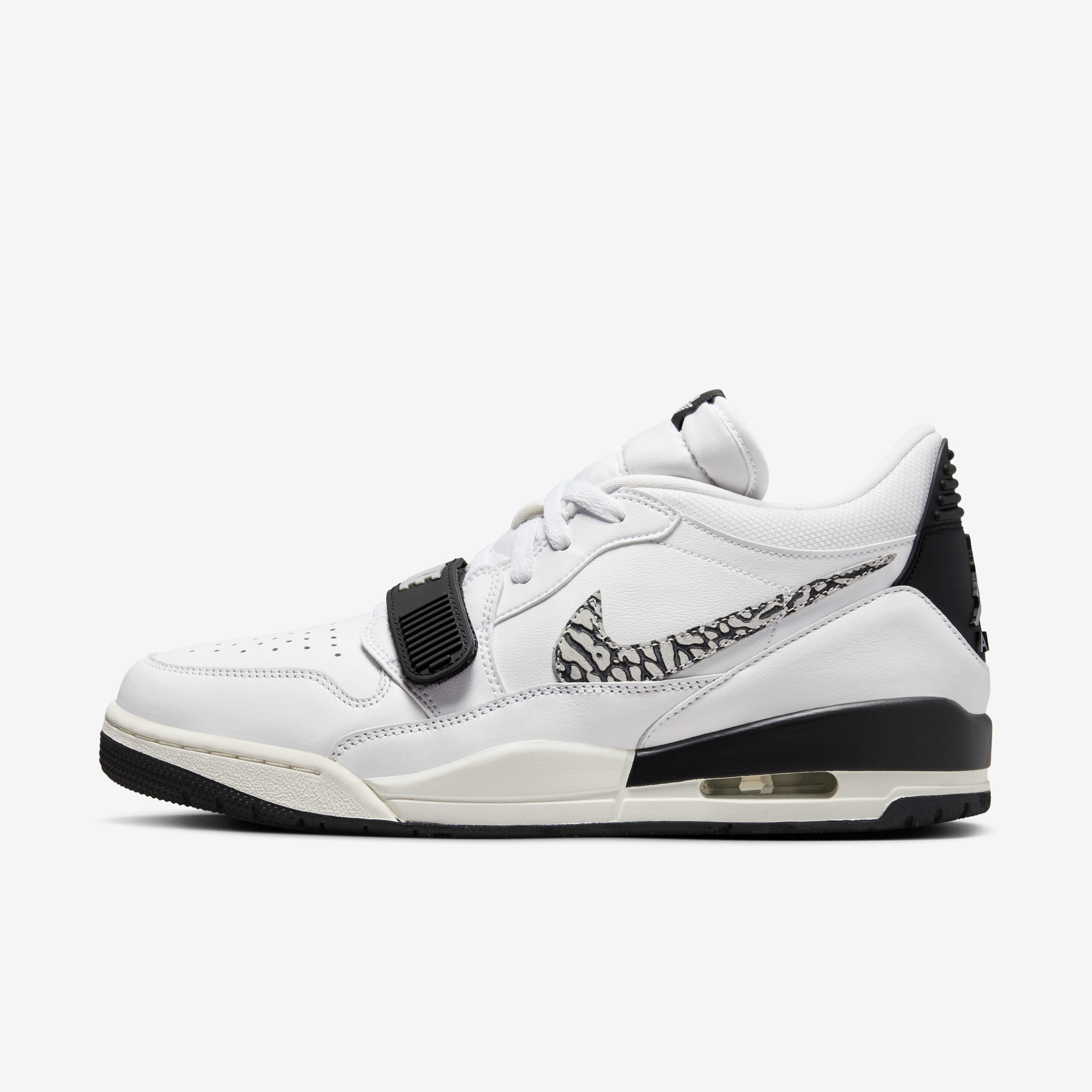 Nike jordan basket ball shoes online
