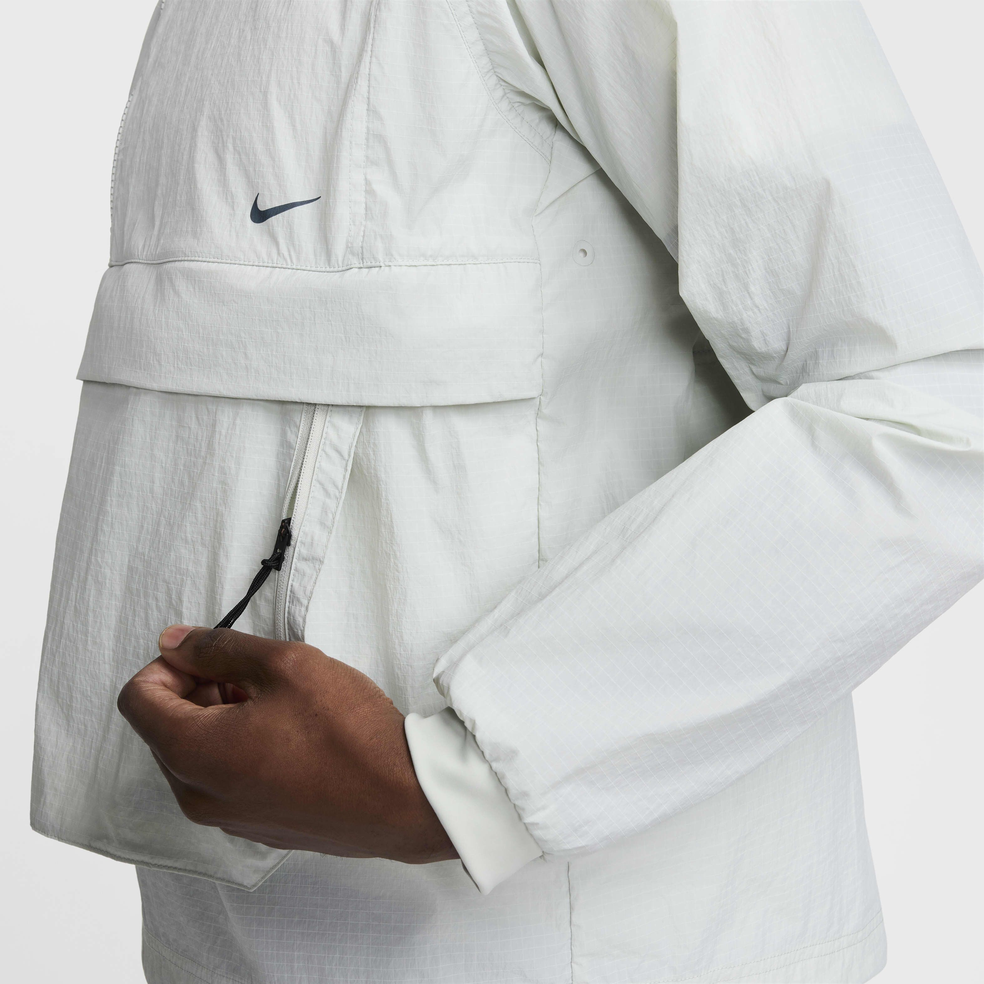 Nike APS image number 3