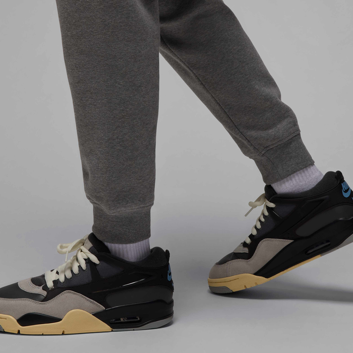 Jordan Essentials image number 5 Jordan Essentials image number 5