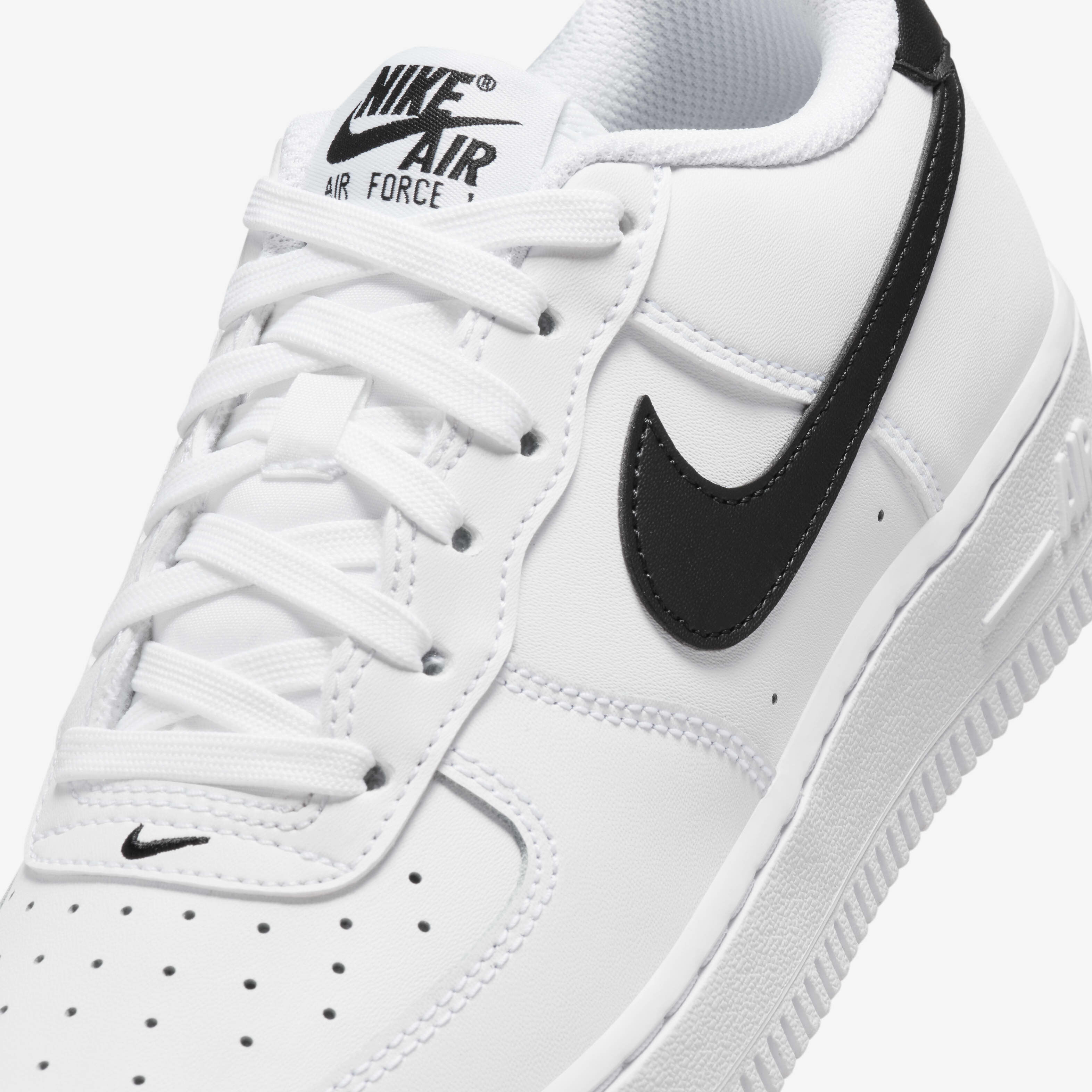 Nike Air Force 1 image number 6