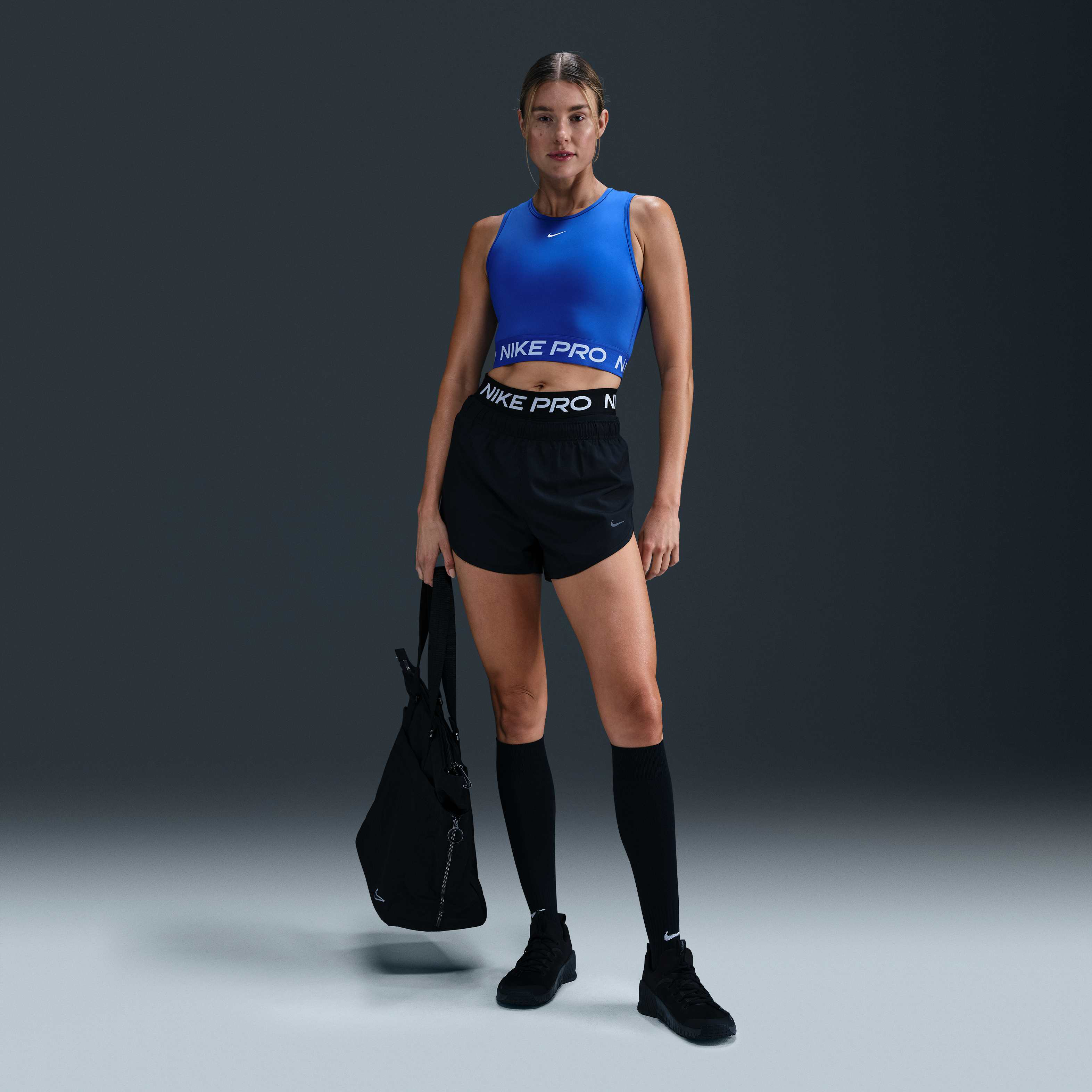 نايكي برو image number 3