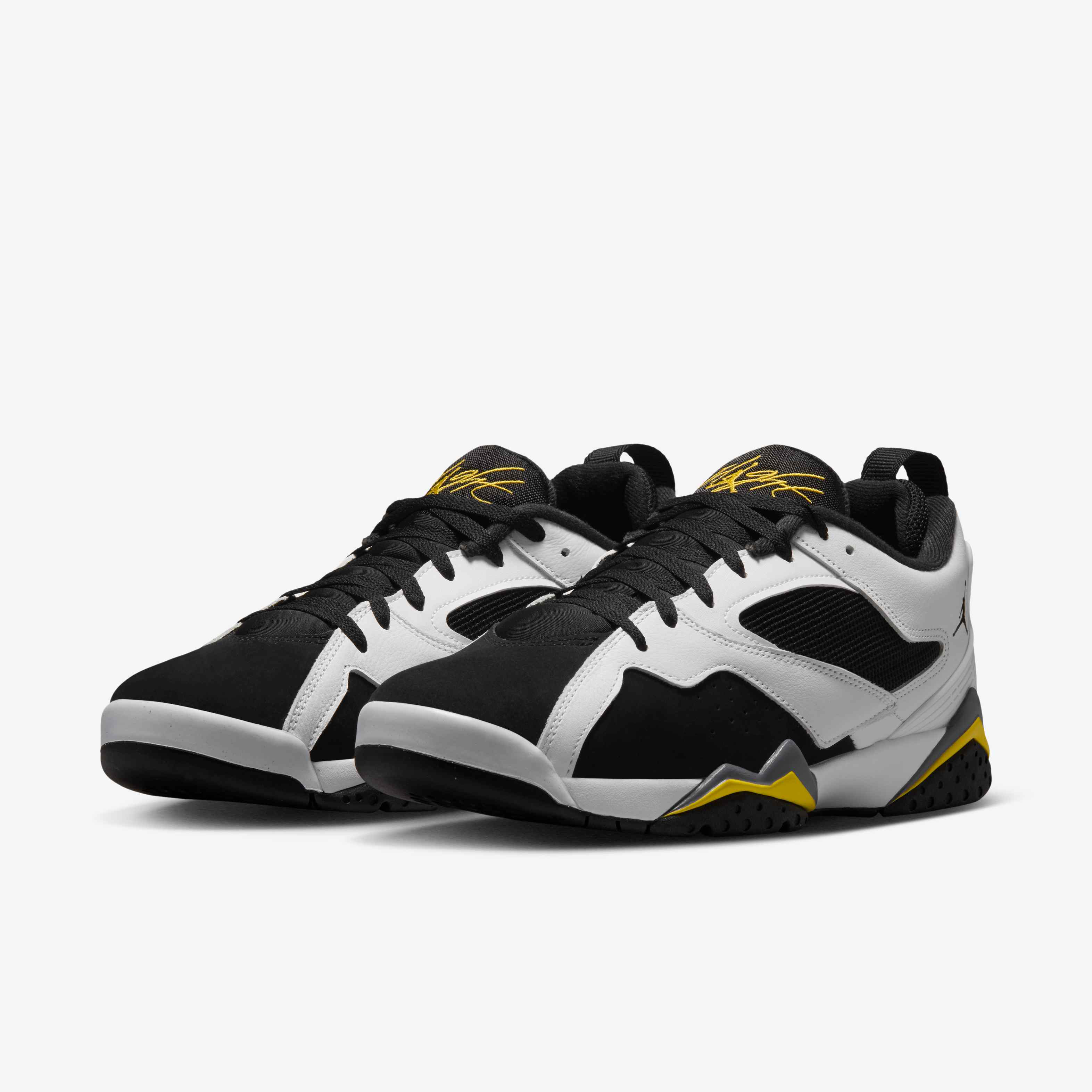Air Jordan MVP 92 image number 4
