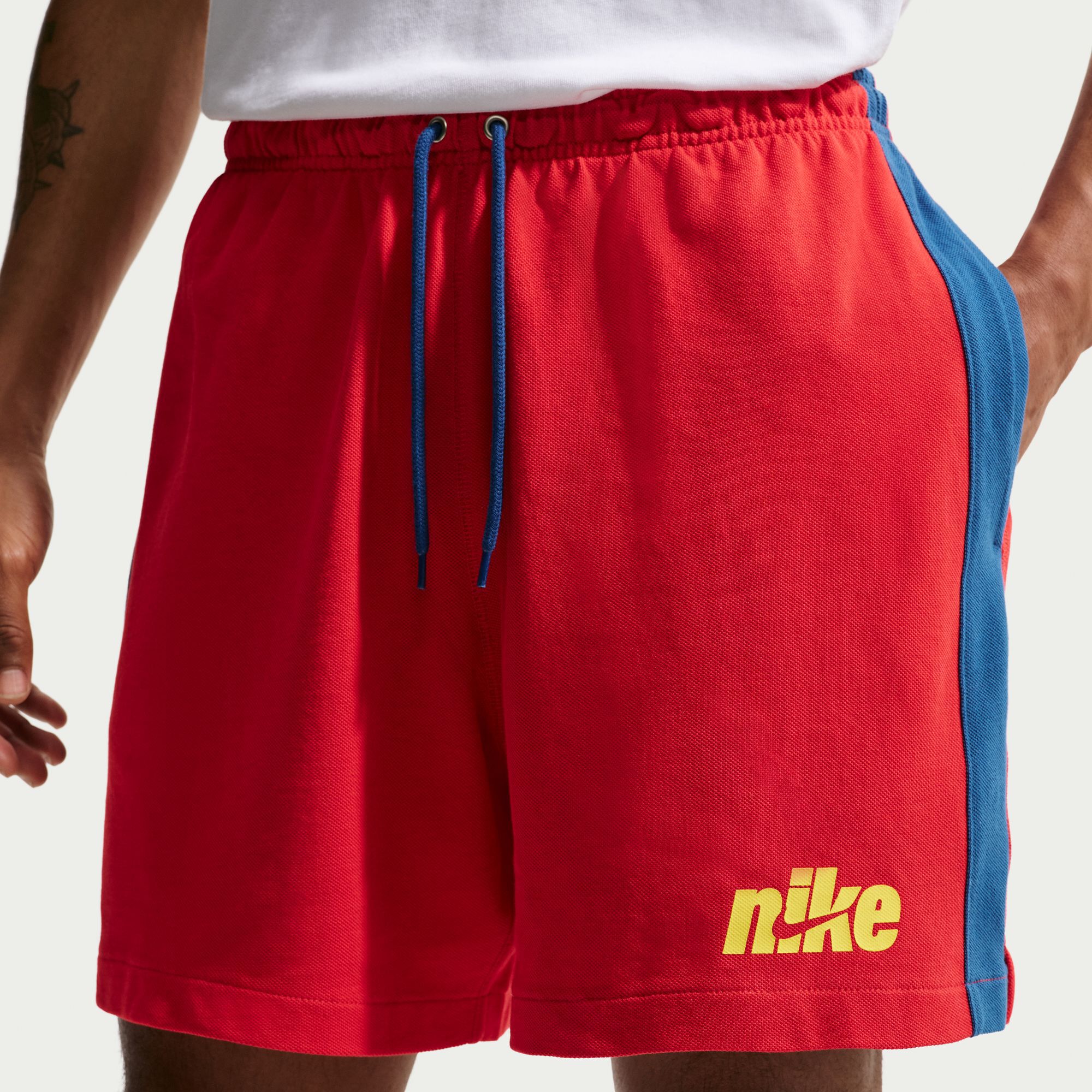 Nike Sportswear Club image number 2
