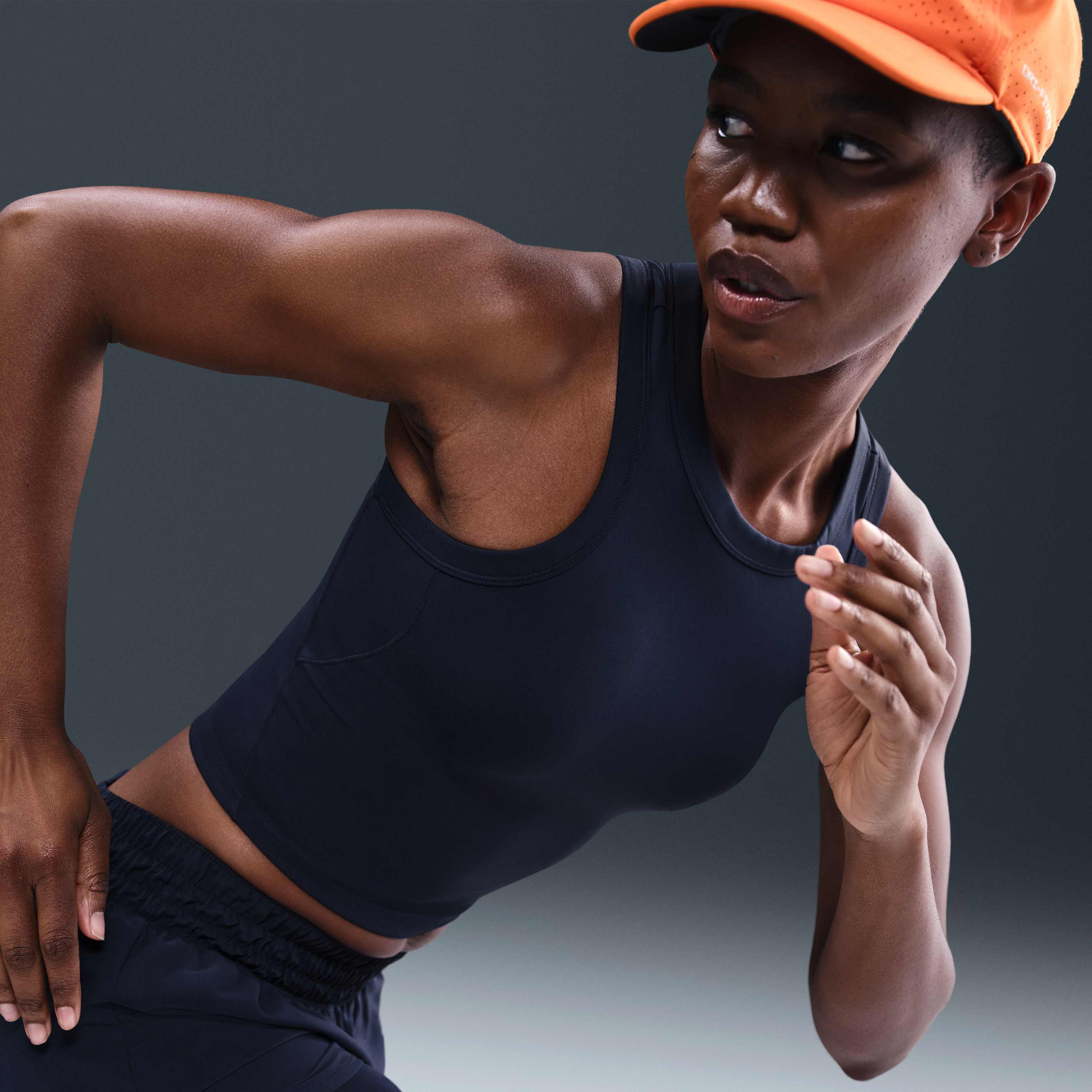 نايكي ون فيتد image number 2