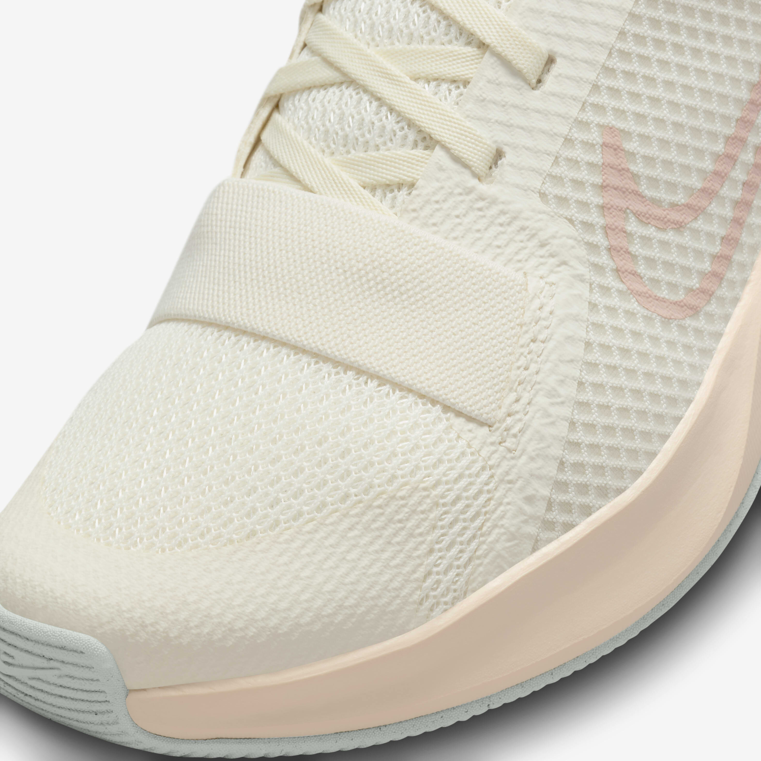 Nike MC Trainer 2 image number 6