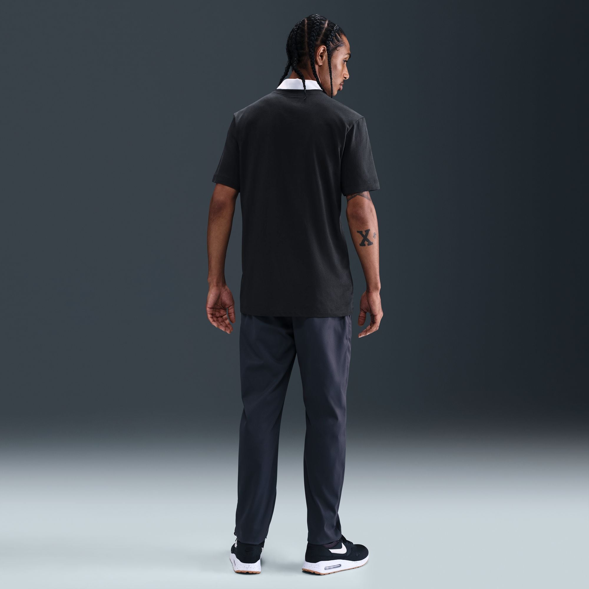 Nike image number 2