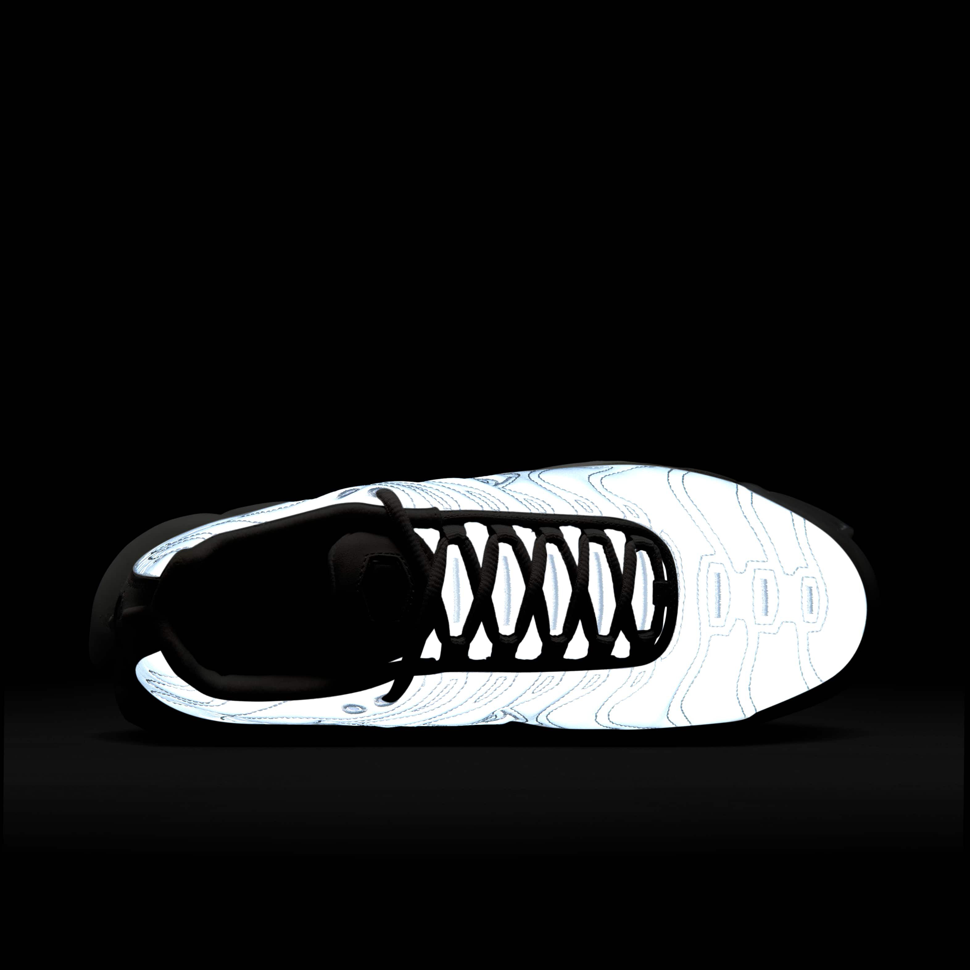 Nike Air Max Plus image number 8
