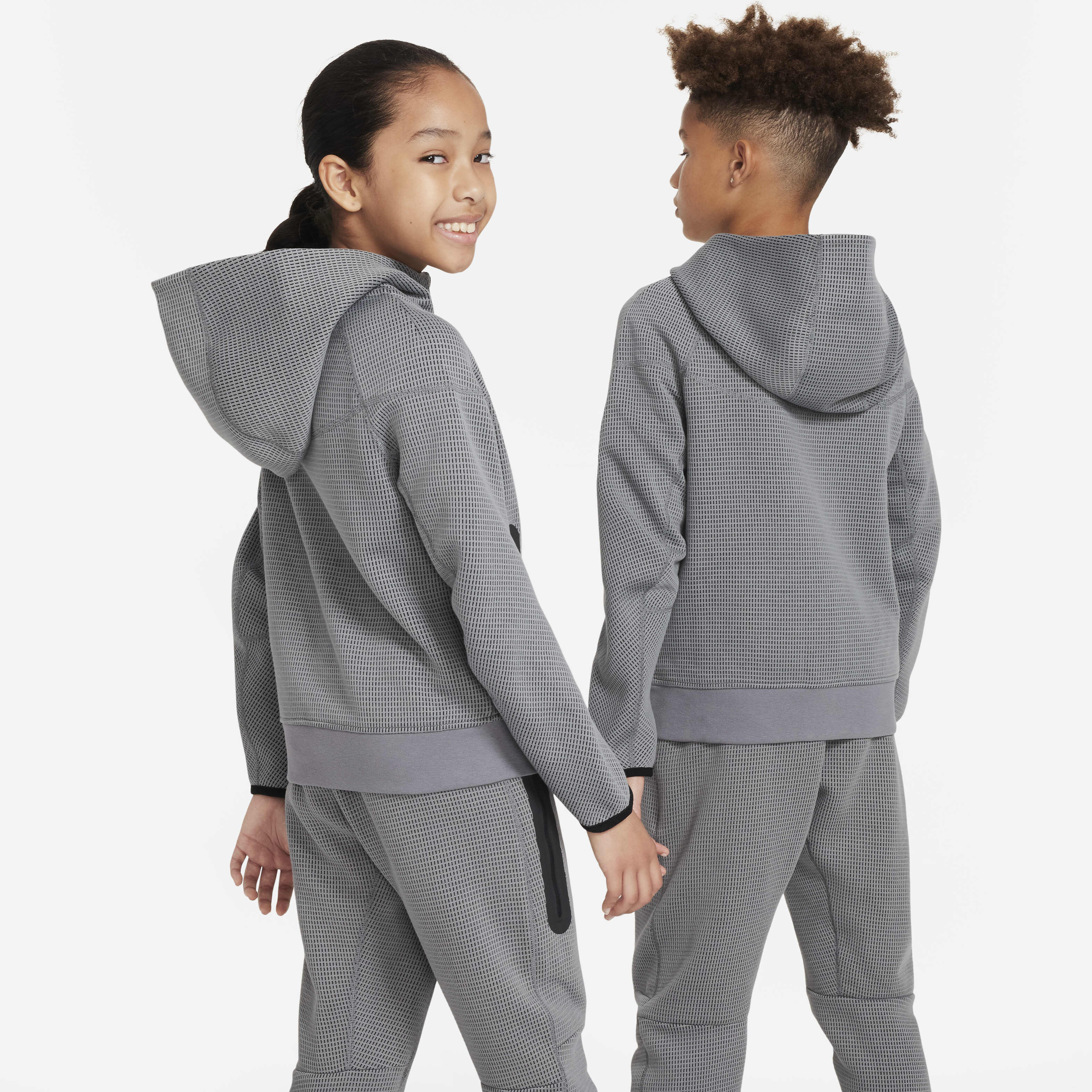 Nike Sportswear Tech Fleece image number 1