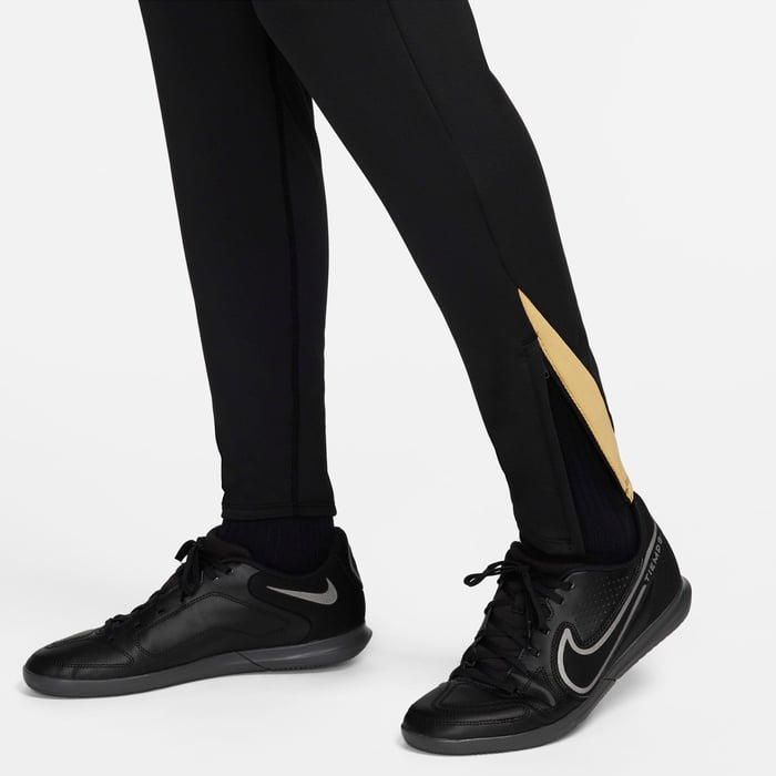 Nike Strike image number 4 Nike Strike image number 4