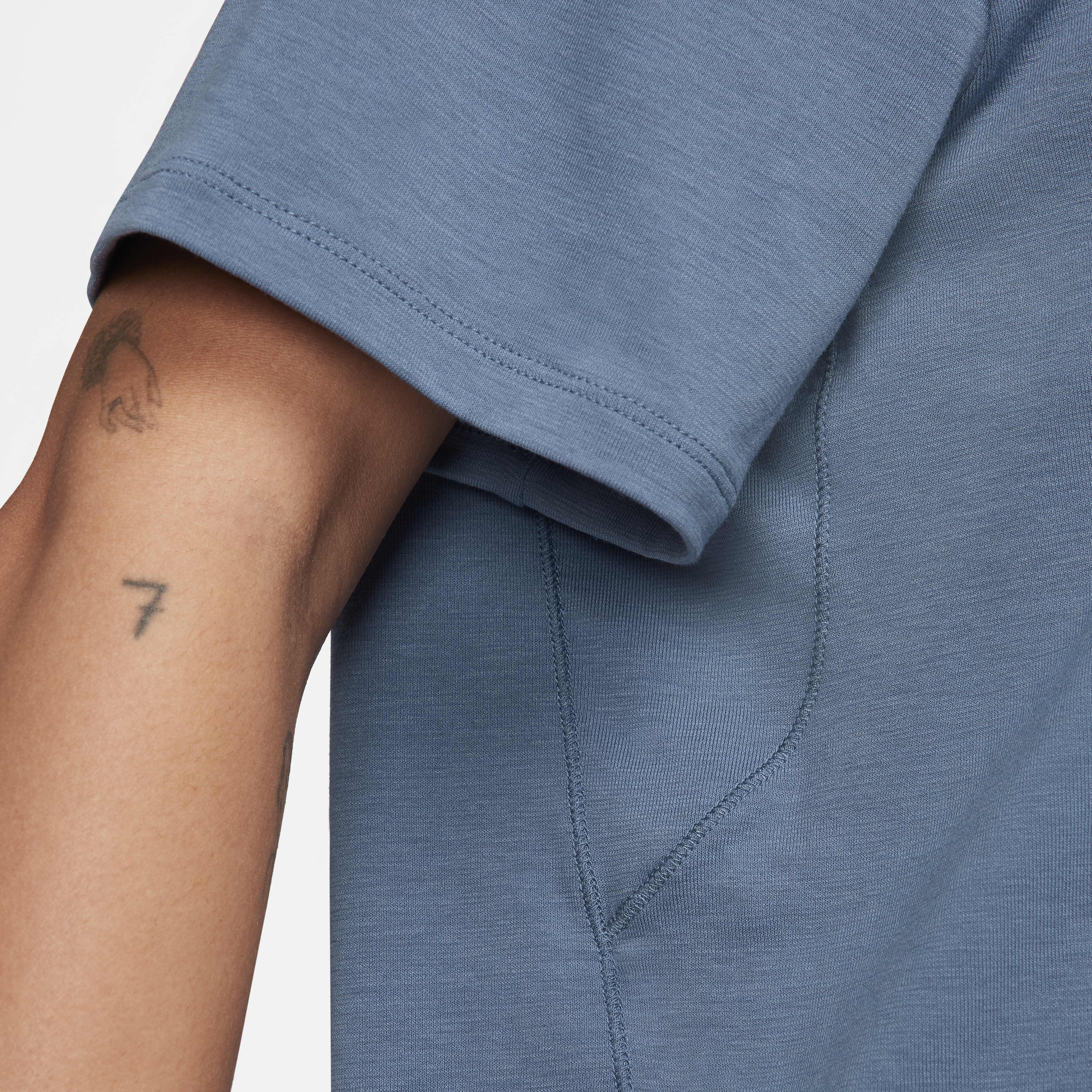 نايكي ون ريلاكسد image number 4