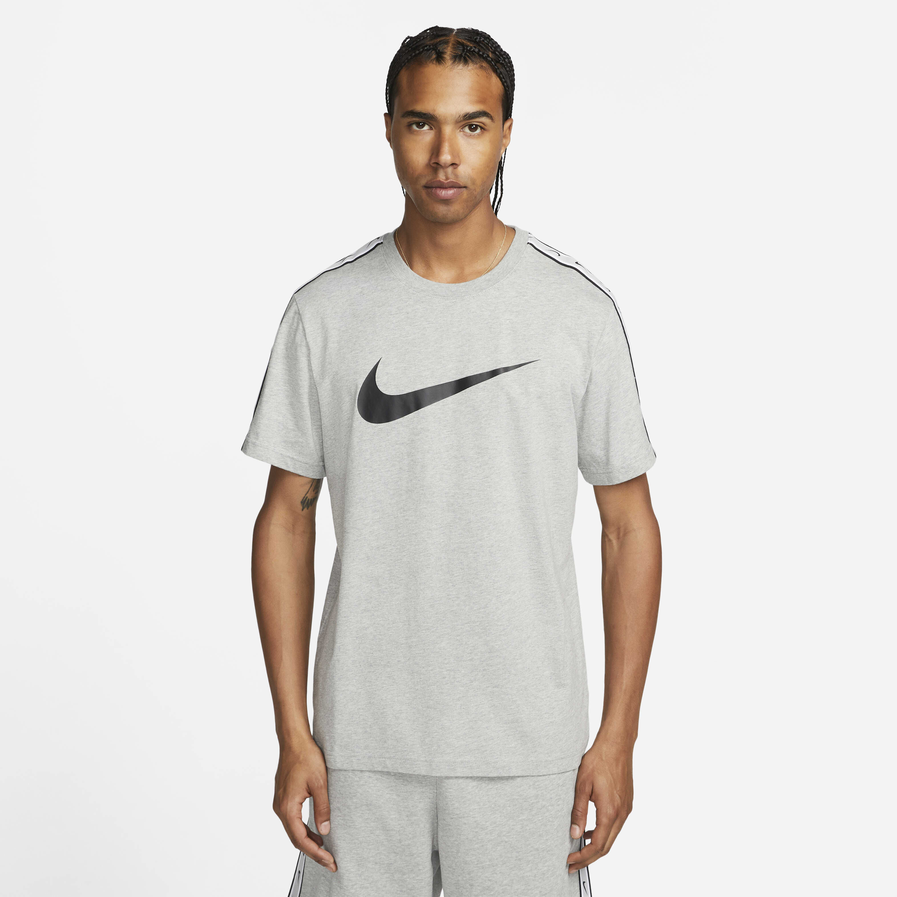 Nike Sportswear Repeat image number 0