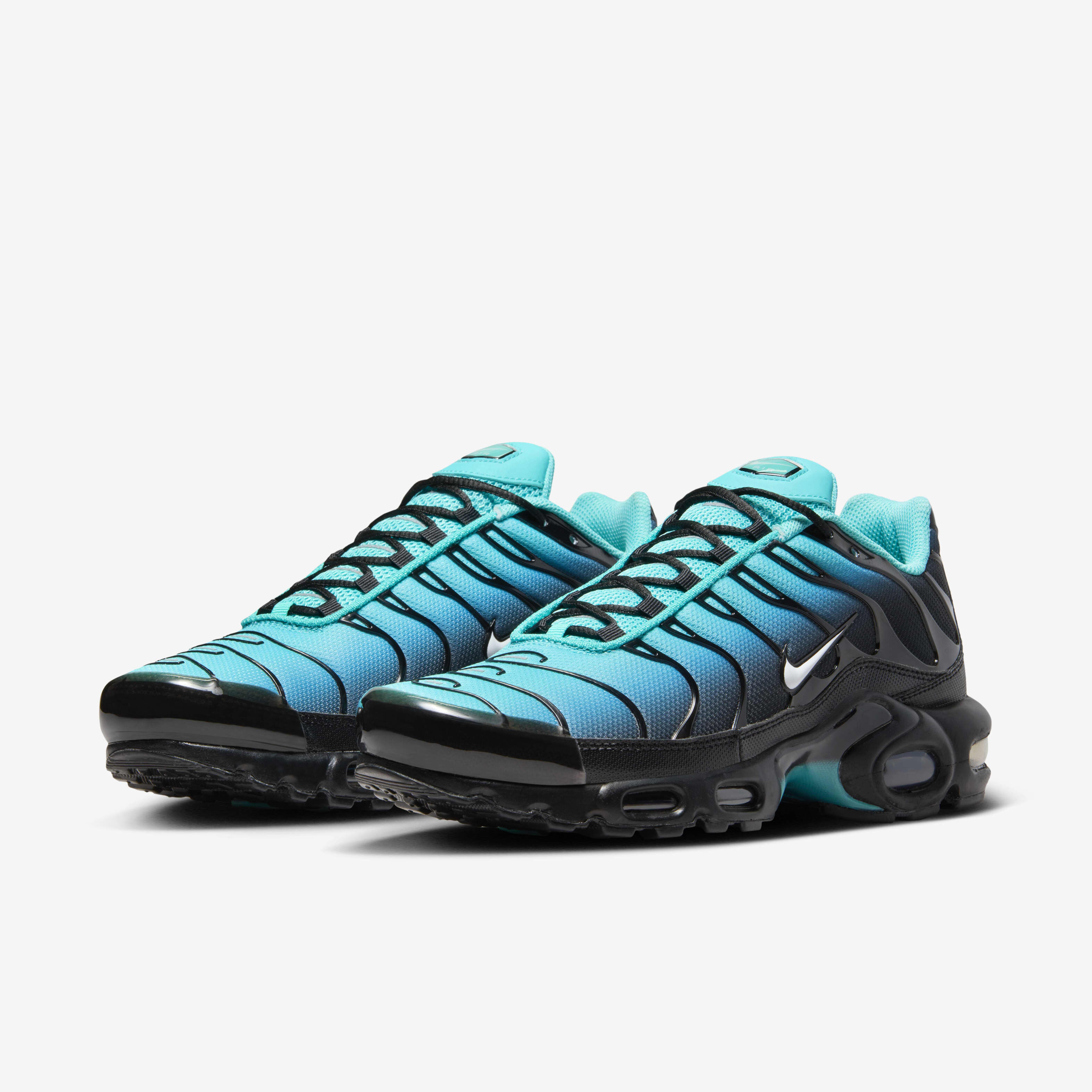 Nike Air Max Plus image number 4
