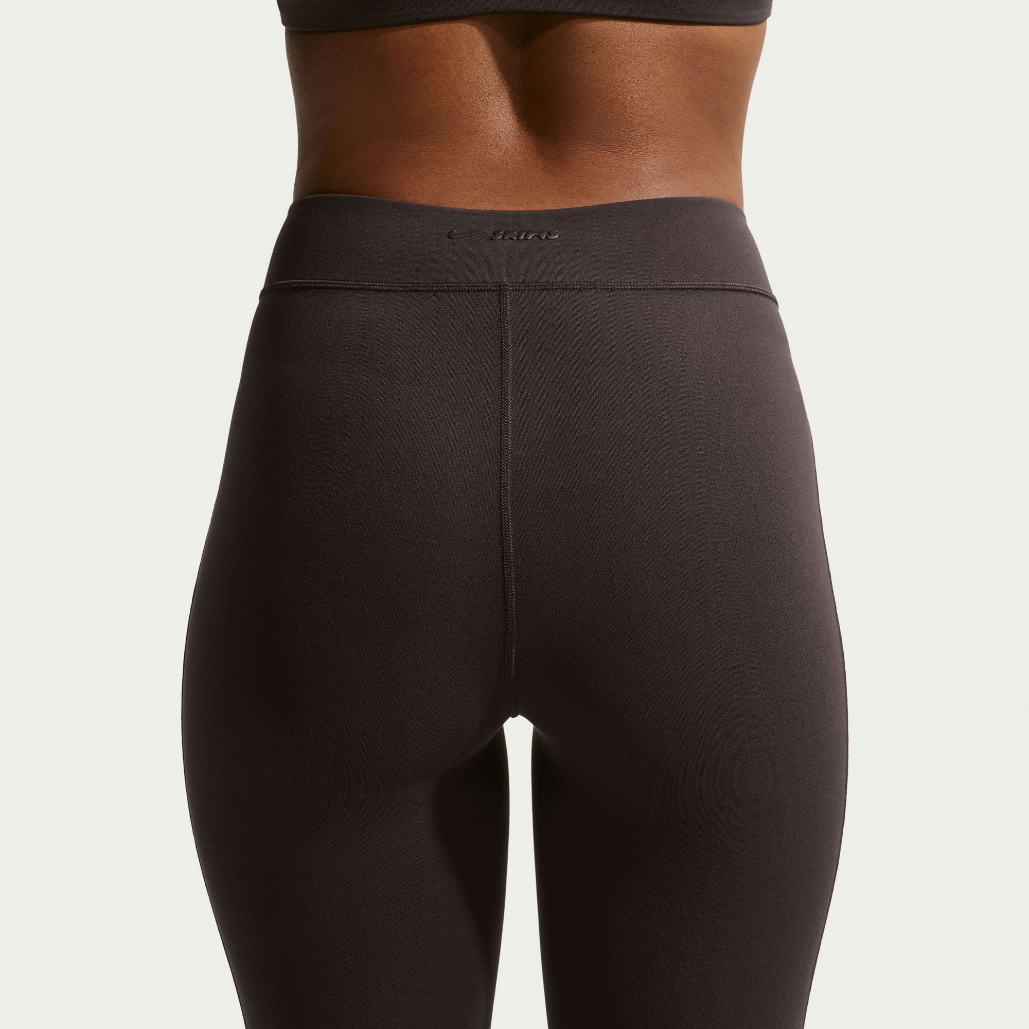 NikeSKIMS Studio Stretch image number 4