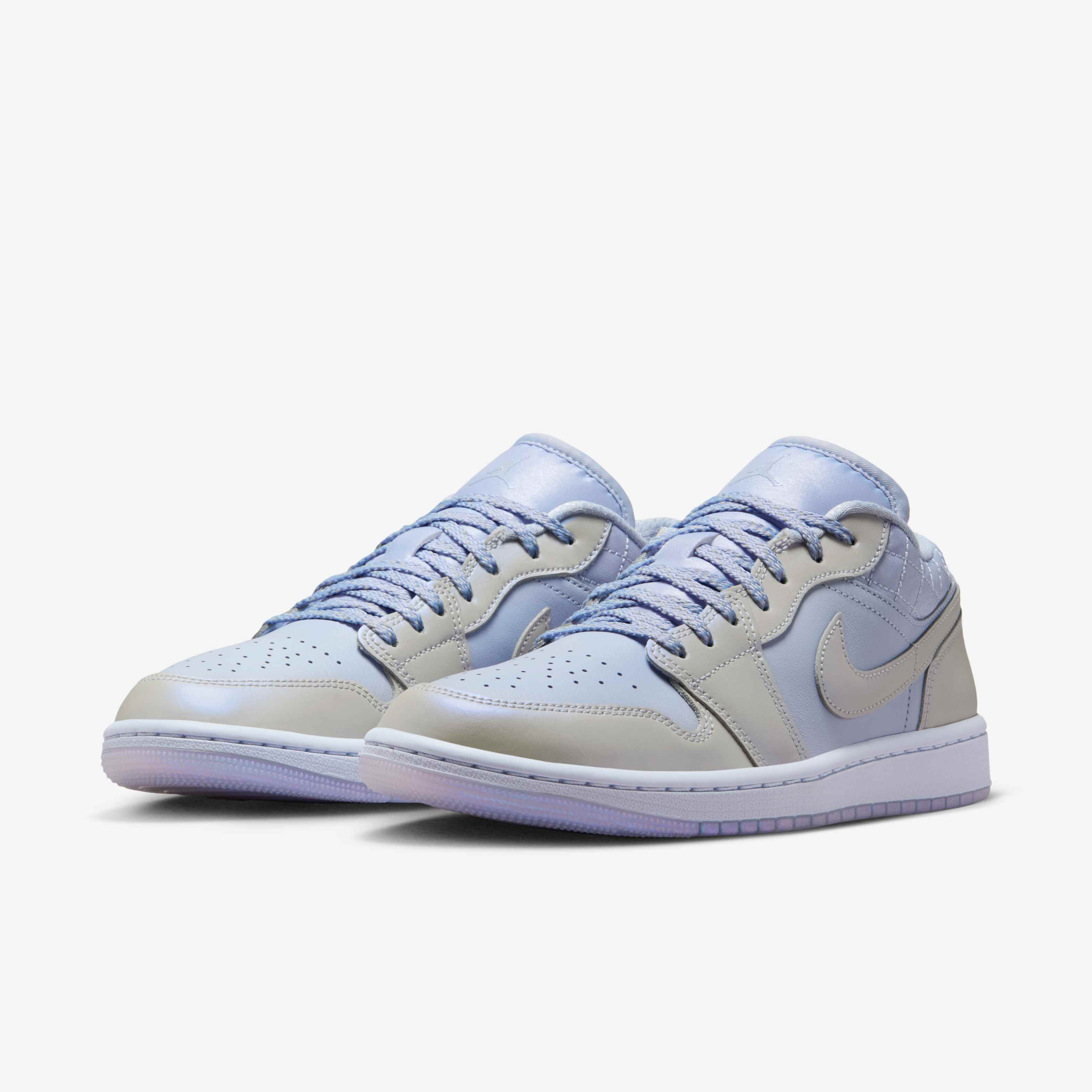 Air Jordan 1 Low SE image number 4