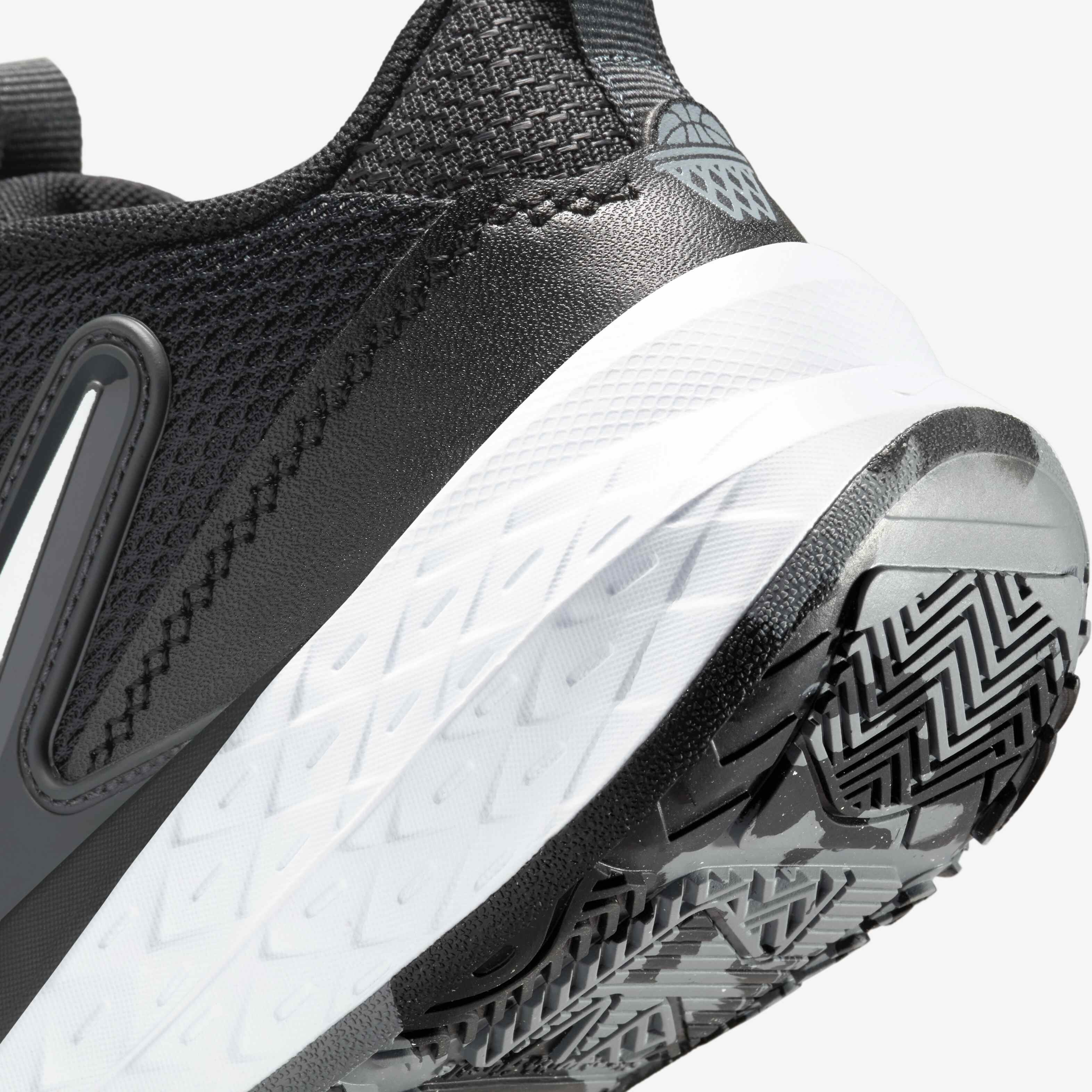 Nike Team Hustle D 12 image number 7