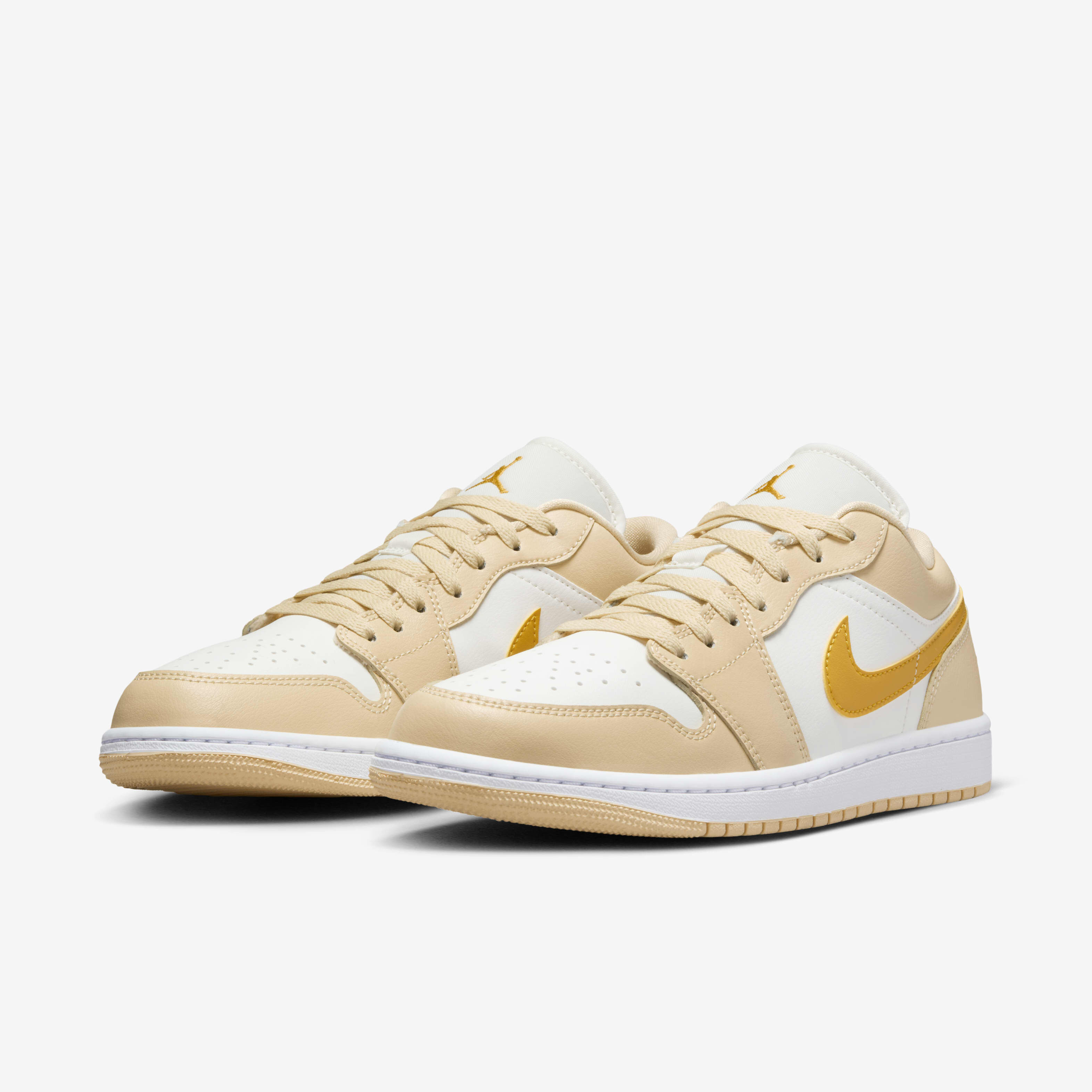 Air Jordan 1 Low image number 4