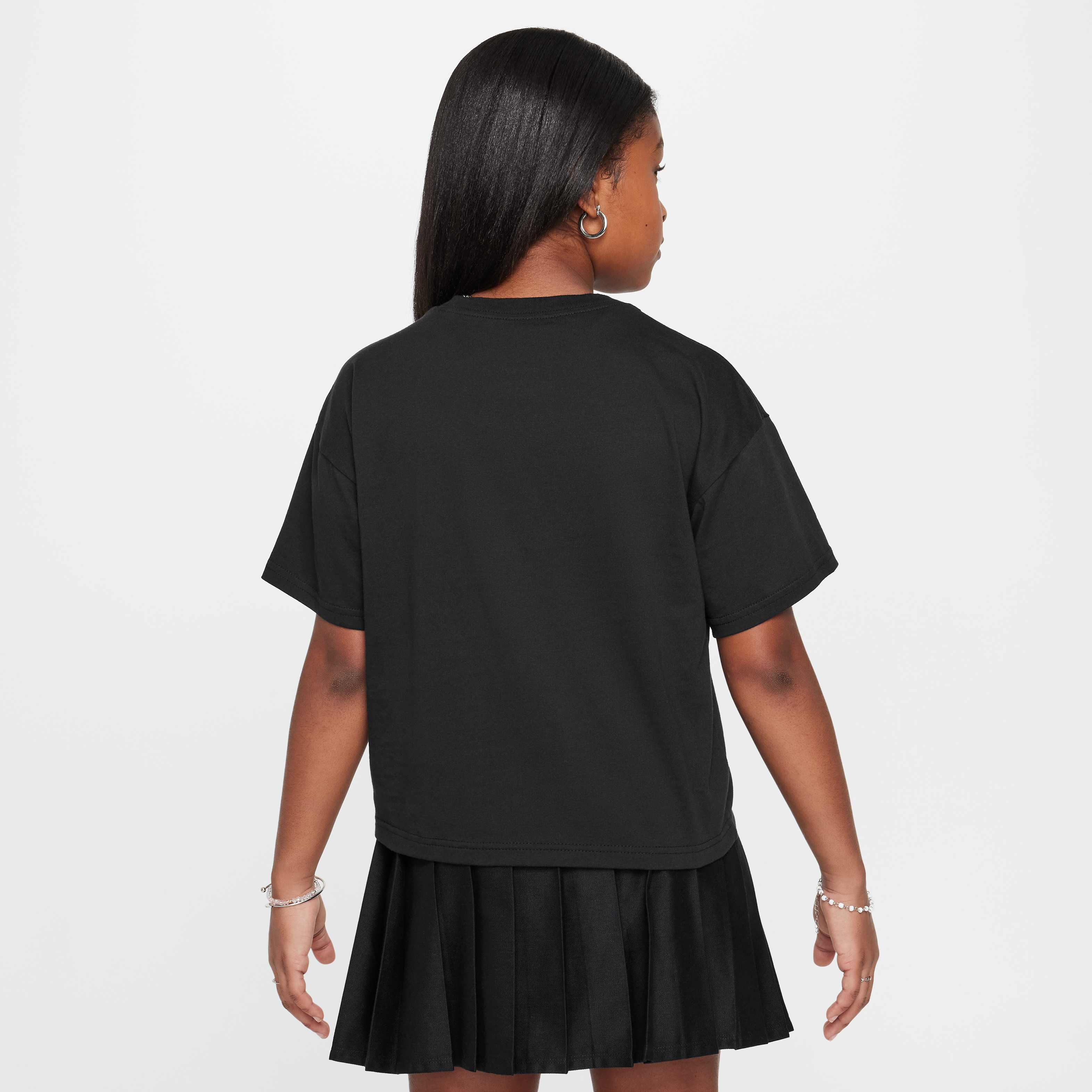 نايكي سبورتسوير image number 1