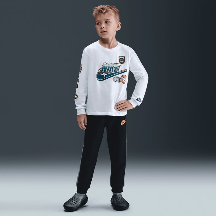 Nike image number 0 Nike image number 0