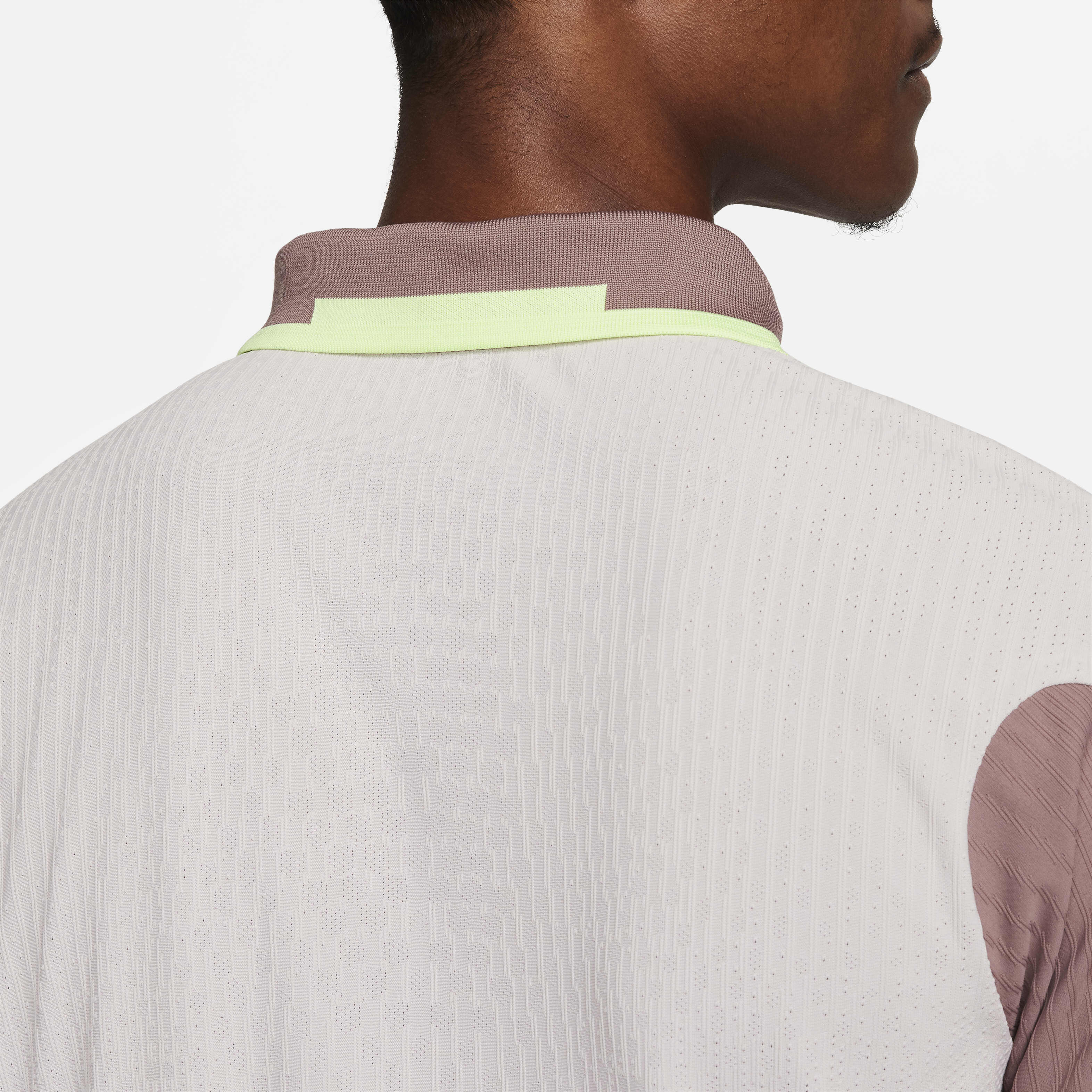 نايكي كورت دراي-فت ADV سلام image number 4