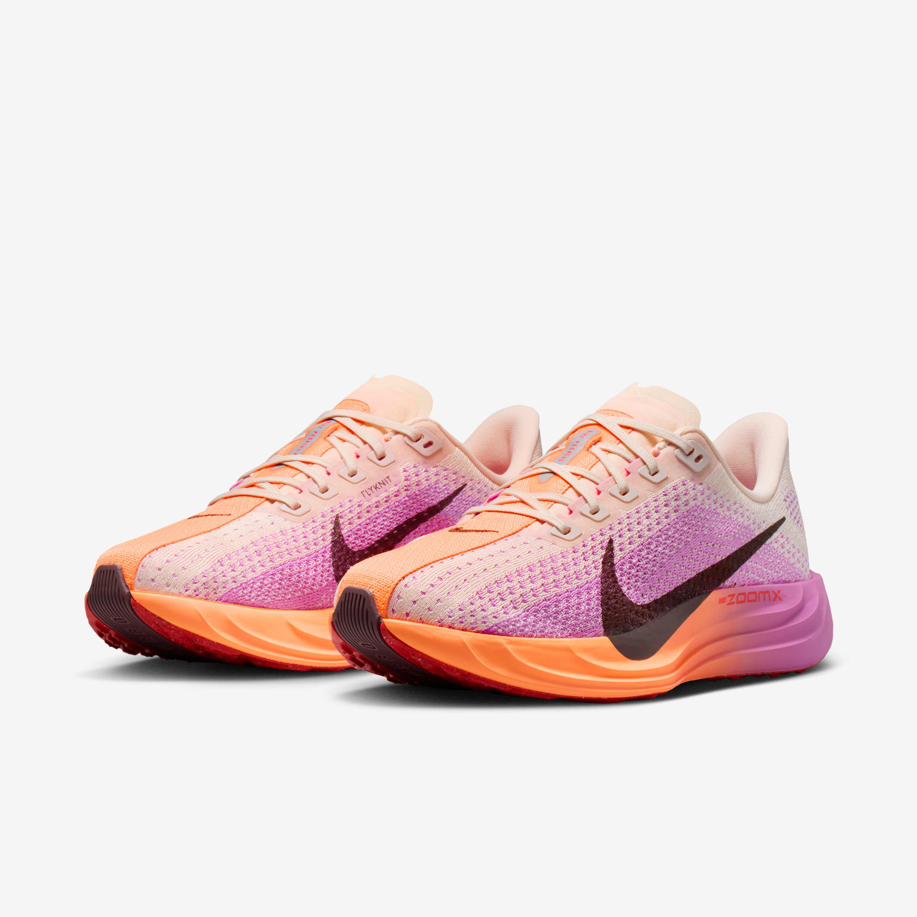 Nike Pegasus Plus image number 4