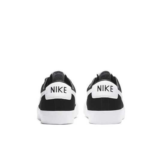 Shop SB Zoom Blazer Low Pro GT Skate Shoes | Nike UAE