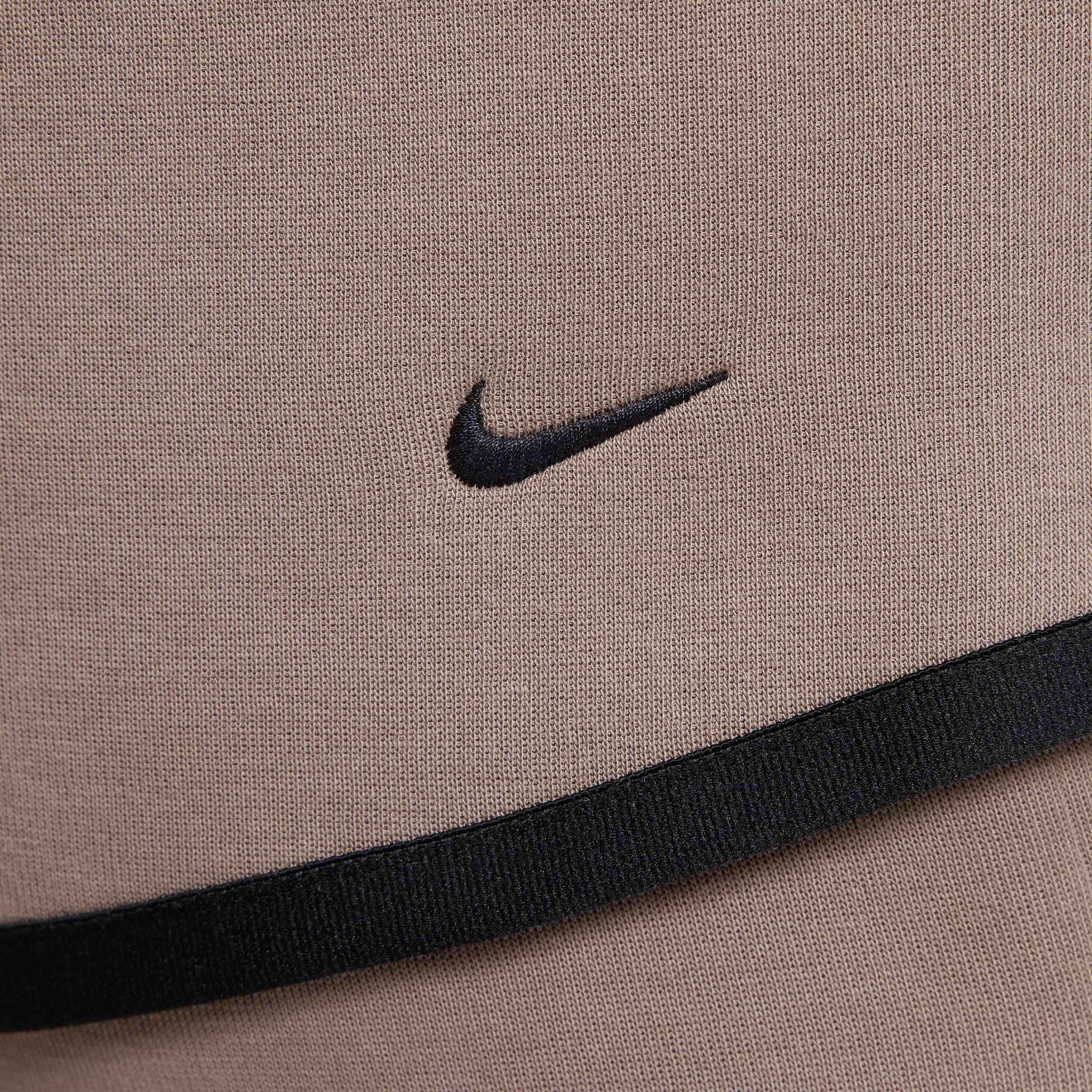 Nike Sportswear Tech Fleece image number 6