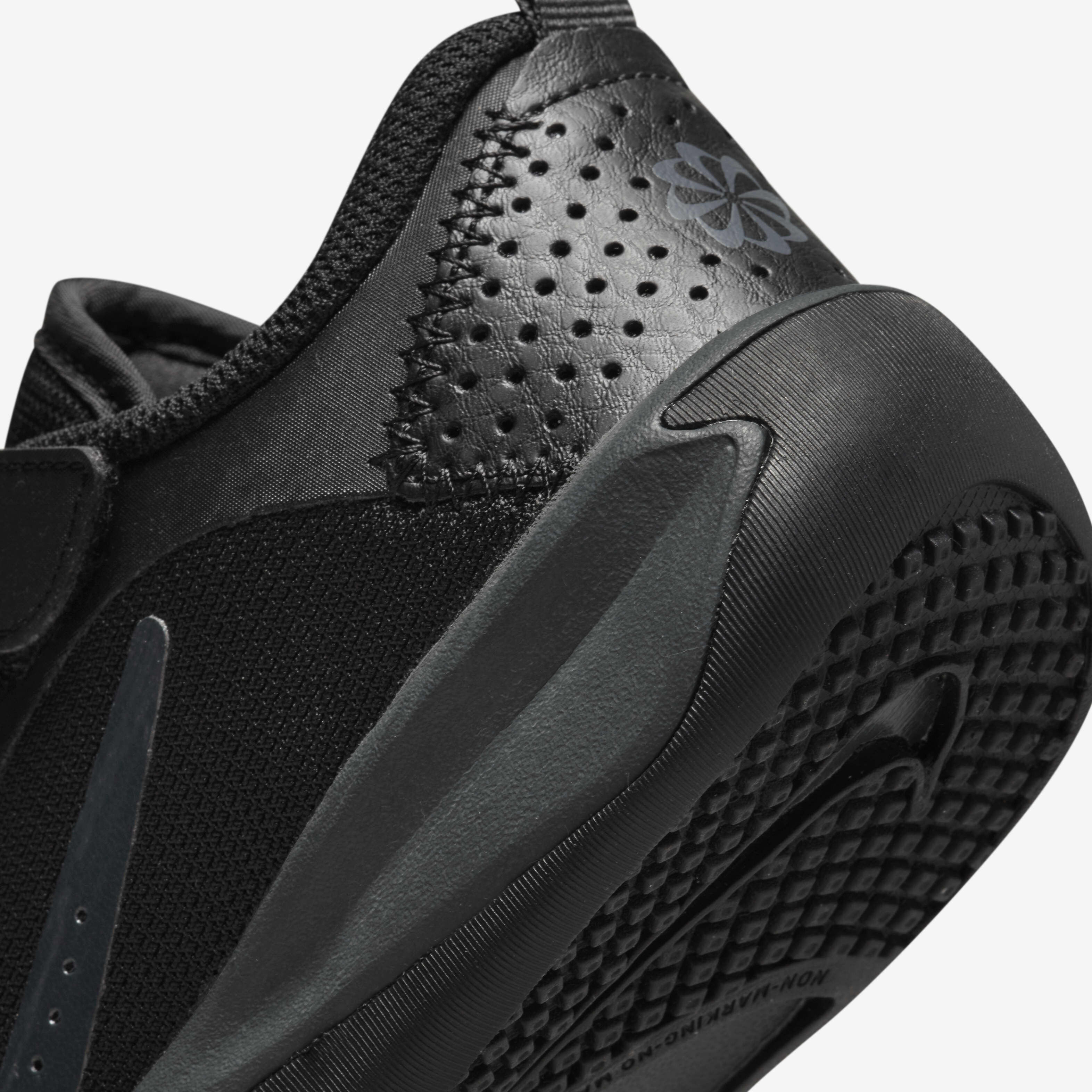 نايكي أومني ملتي-كورت image number 7