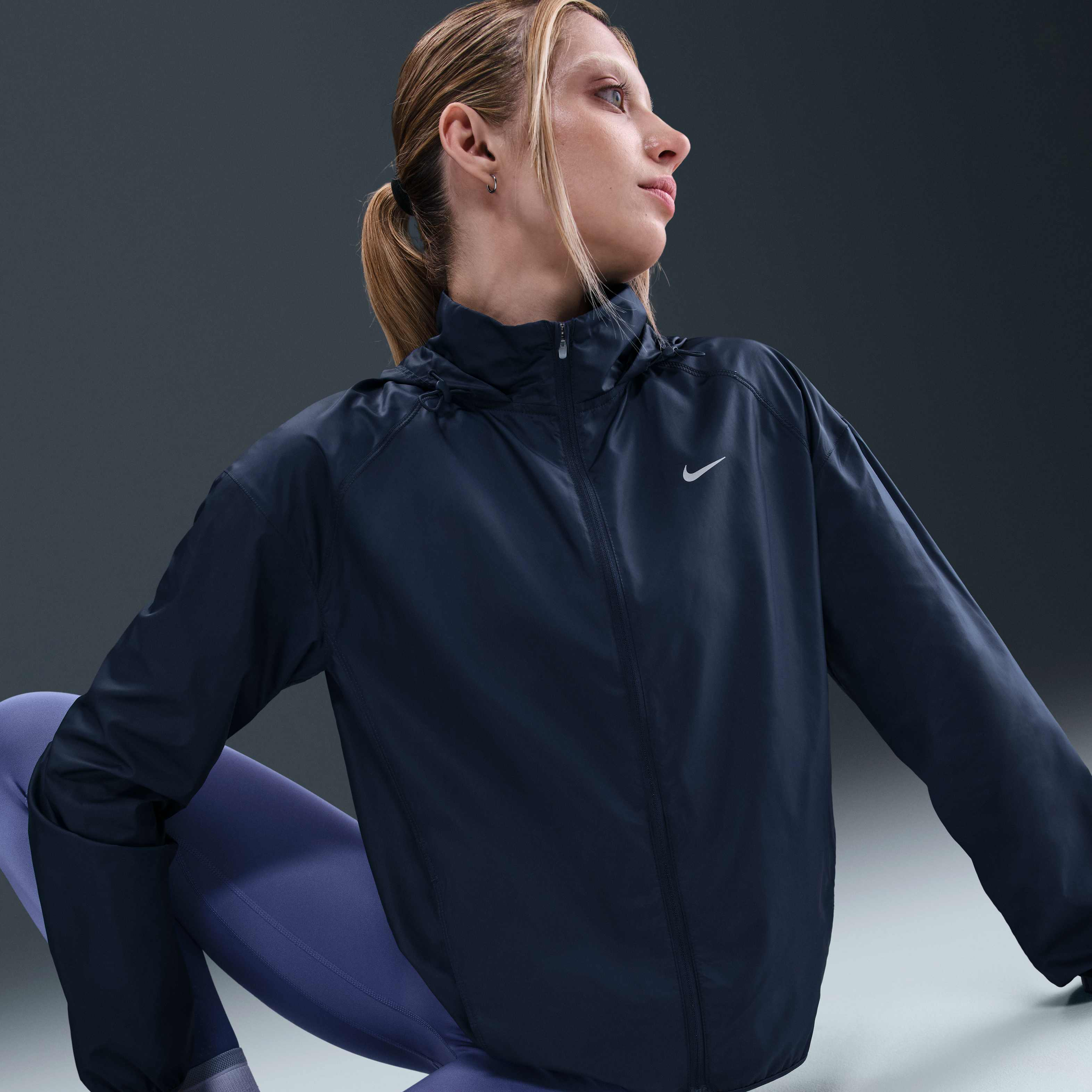 Nike Tempo image number 2